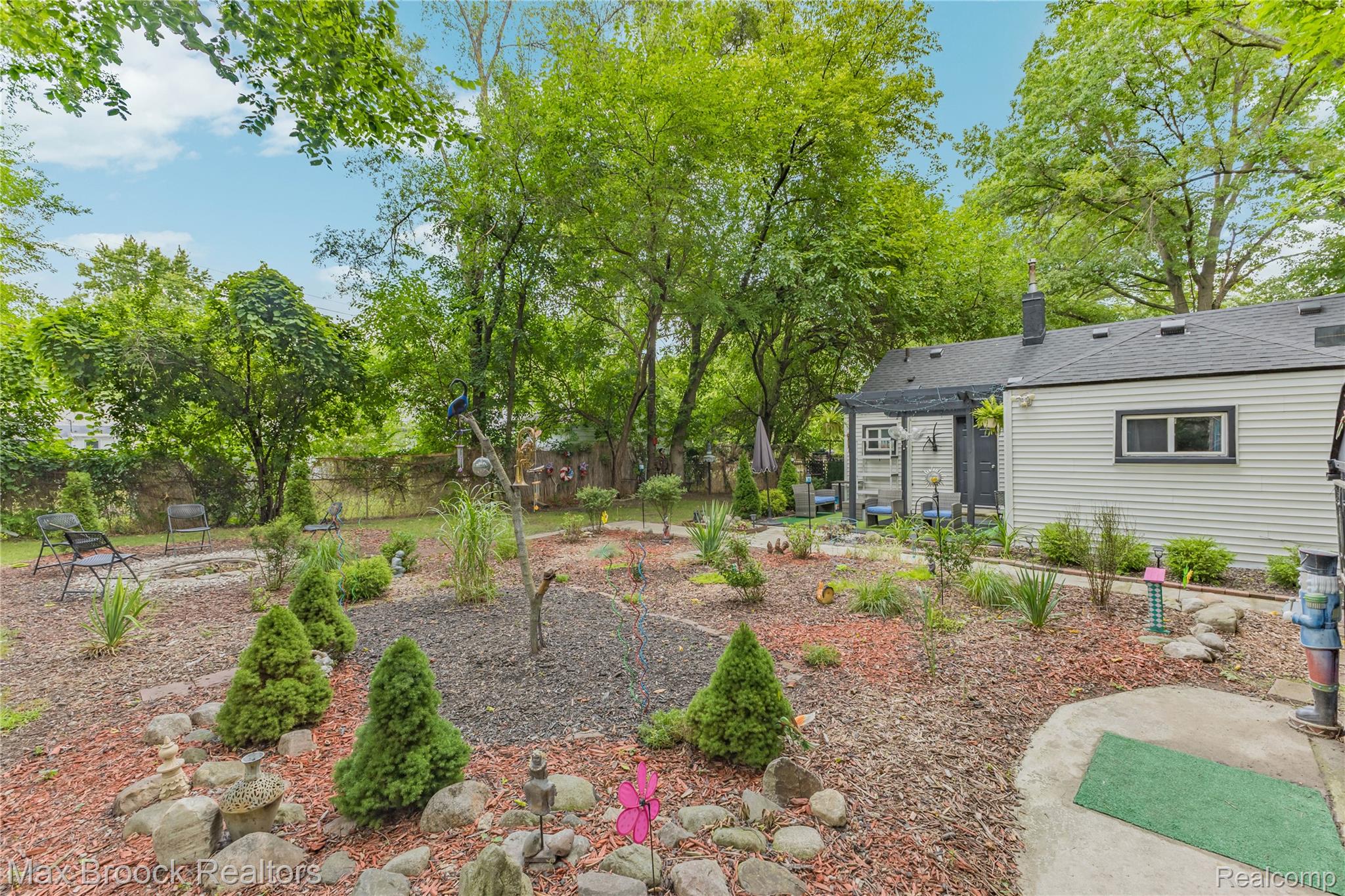 21485 Indian Street Property Photo 41