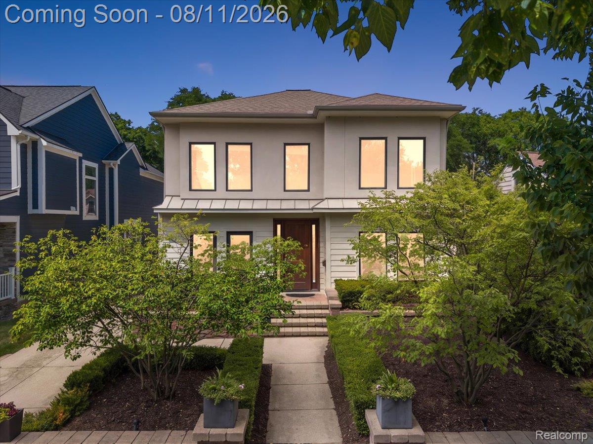 559 Bennaville Avenue Property Photo 1