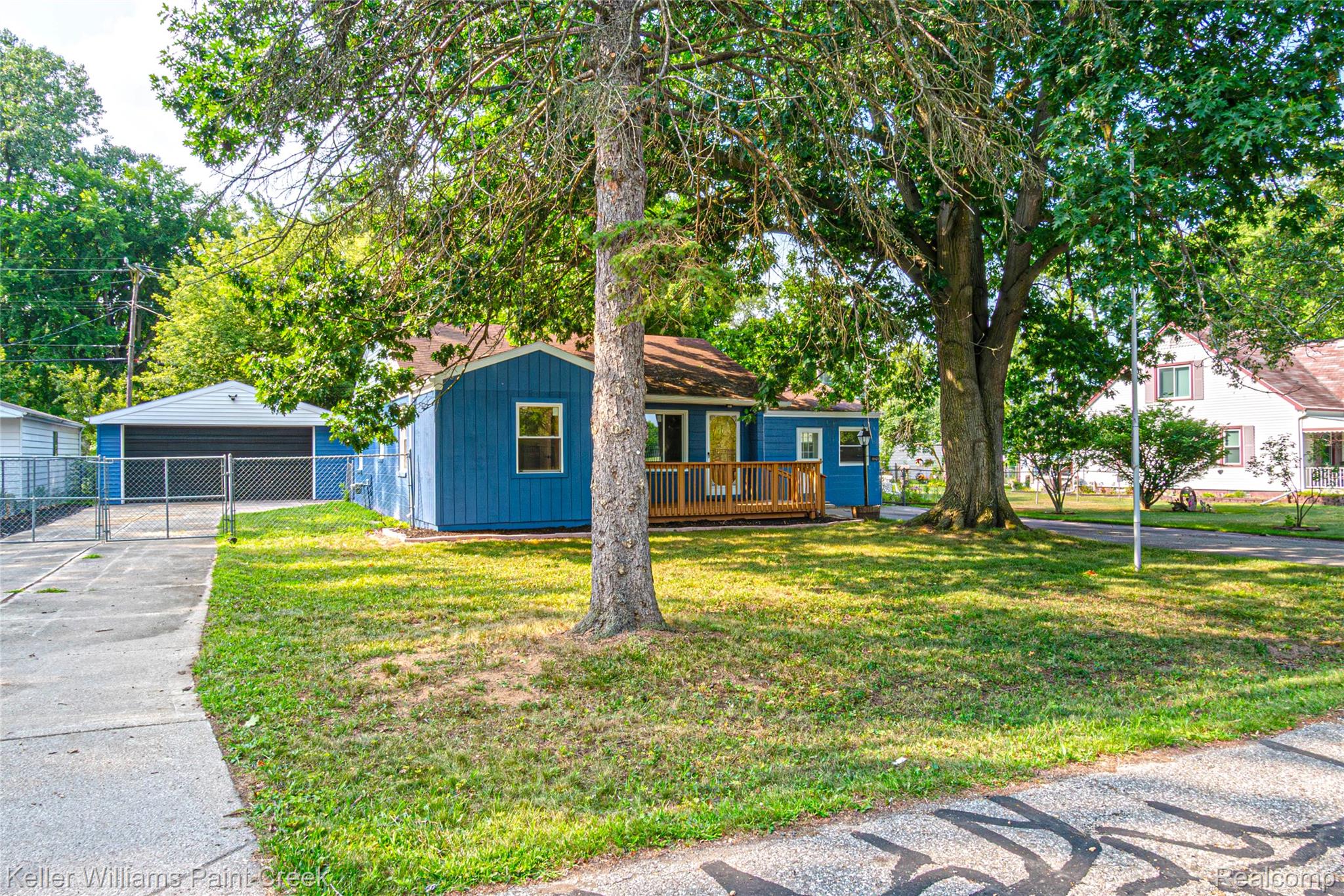 19421 Filmore Street Property Photo 2