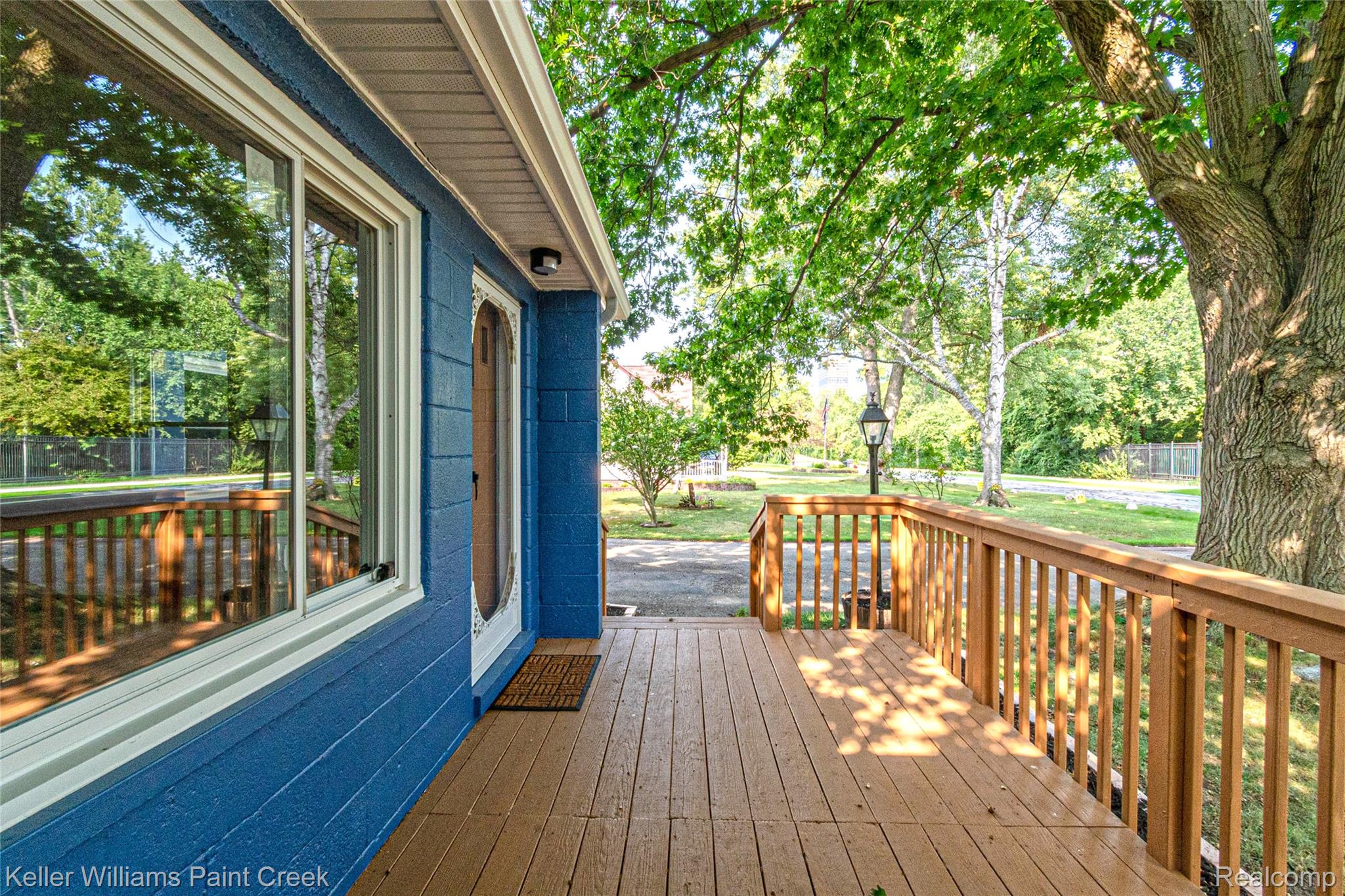 19421 Filmore Street Property Photo 5