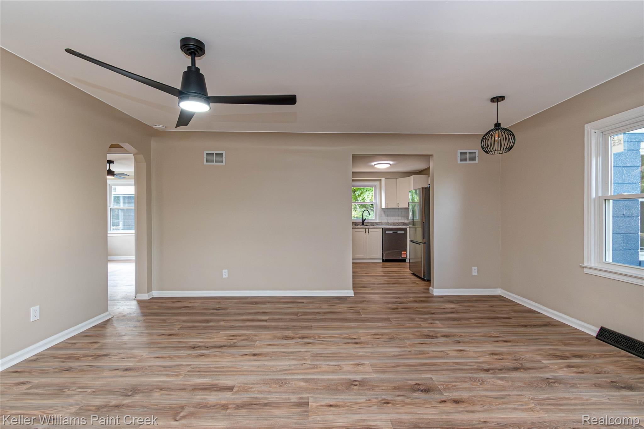 19421 Filmore Street Property Photo 13