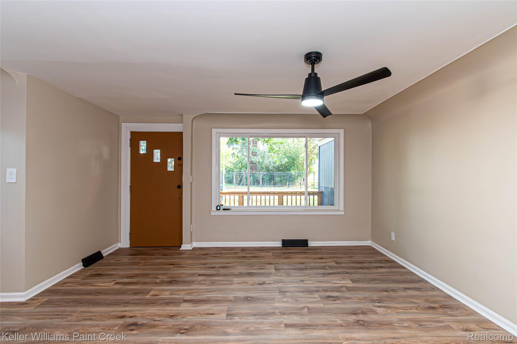19421 Filmore Street Property Photo 16