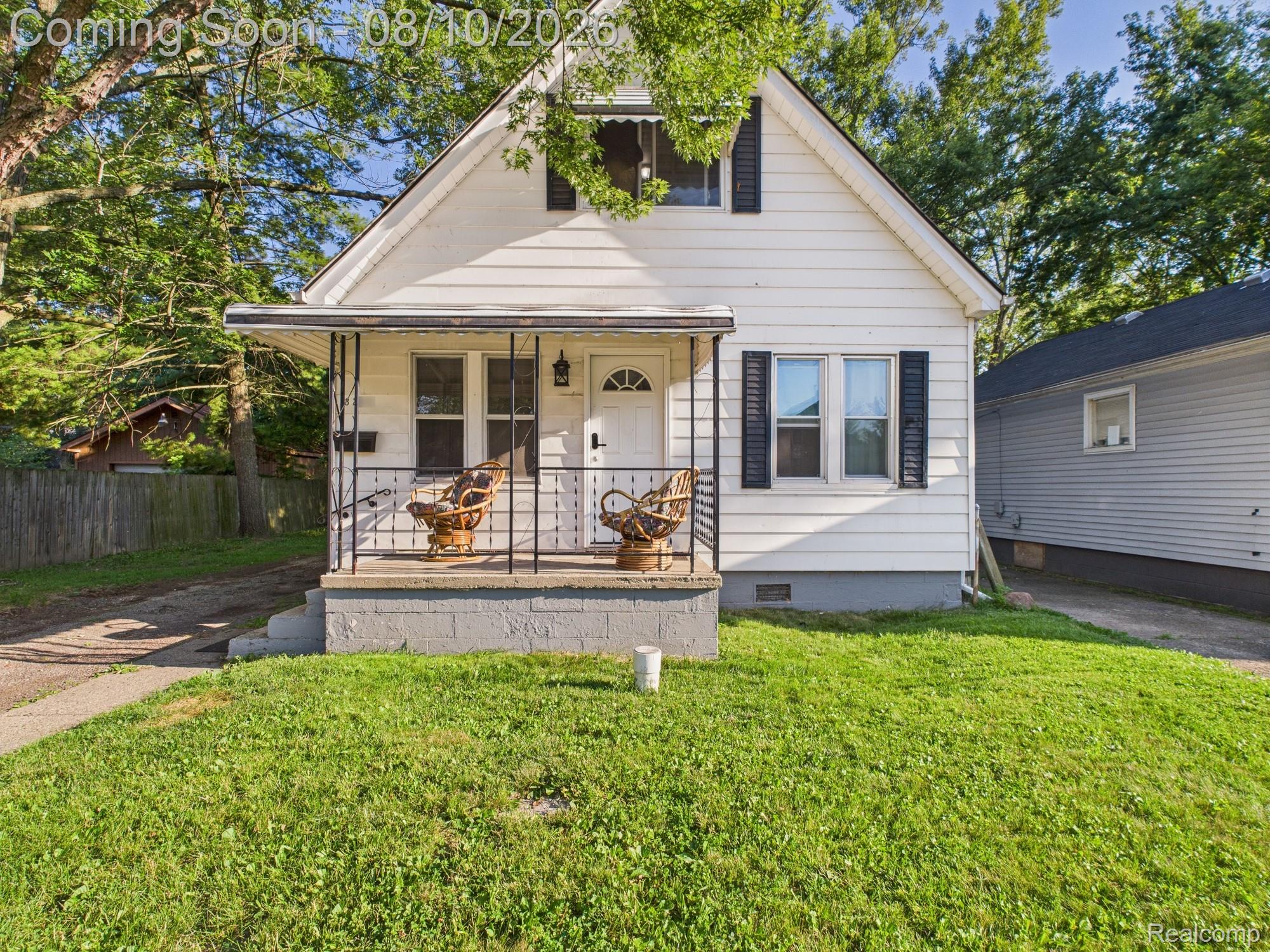 8262 Packard Avenue
