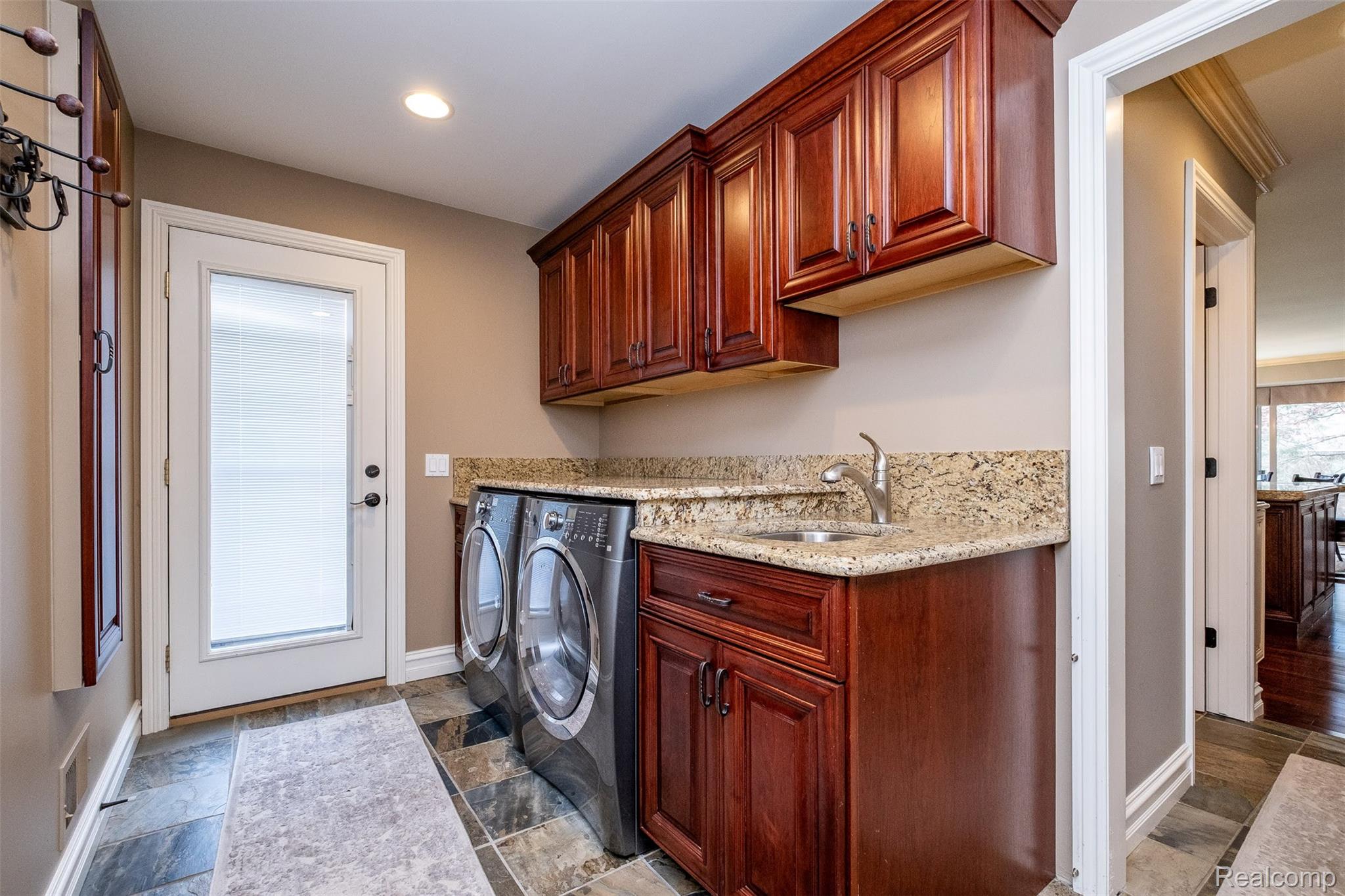 53588 Oak Grove Property Photo 22