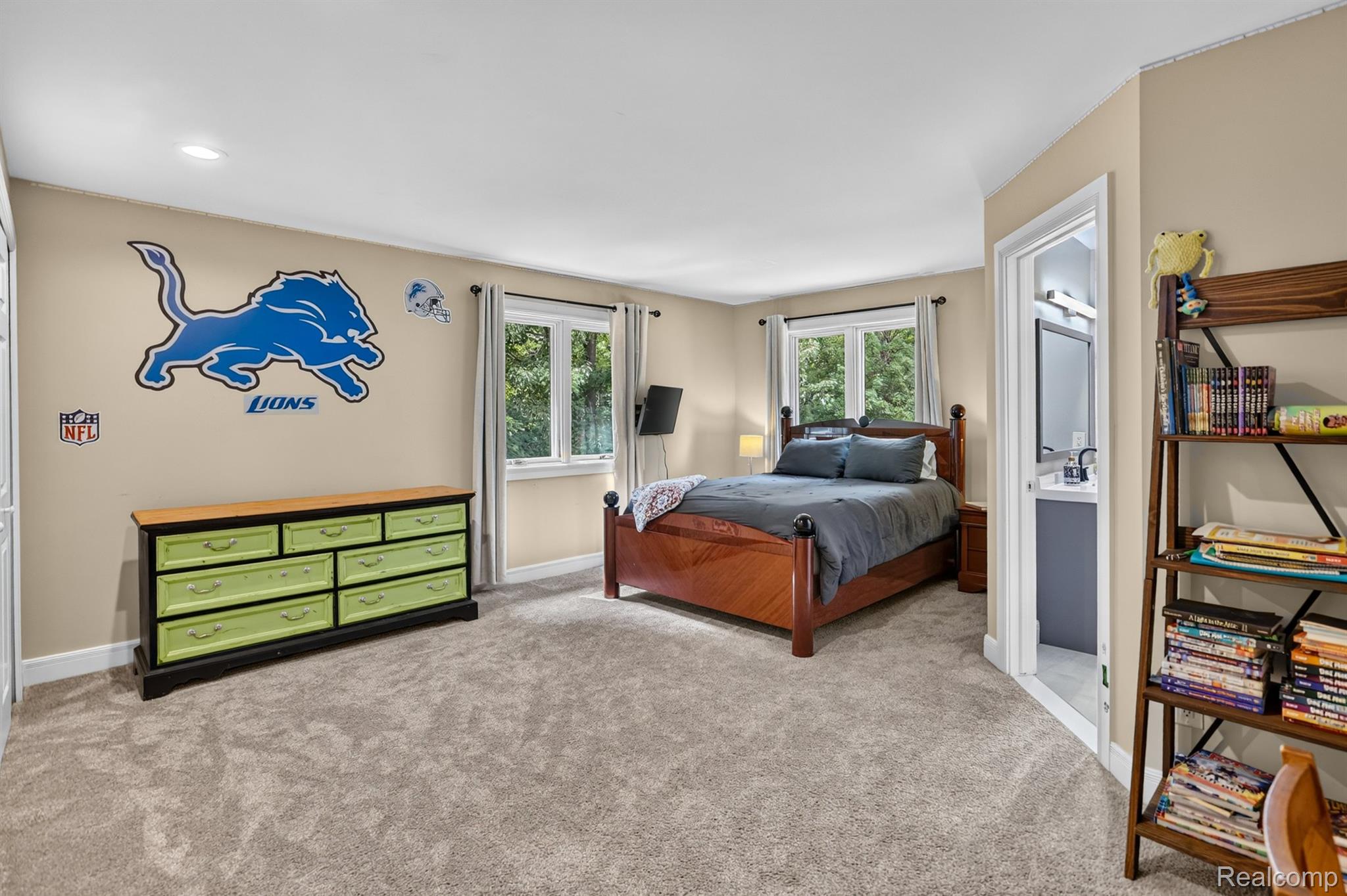 8290 Burleigh Road Property Photo 38