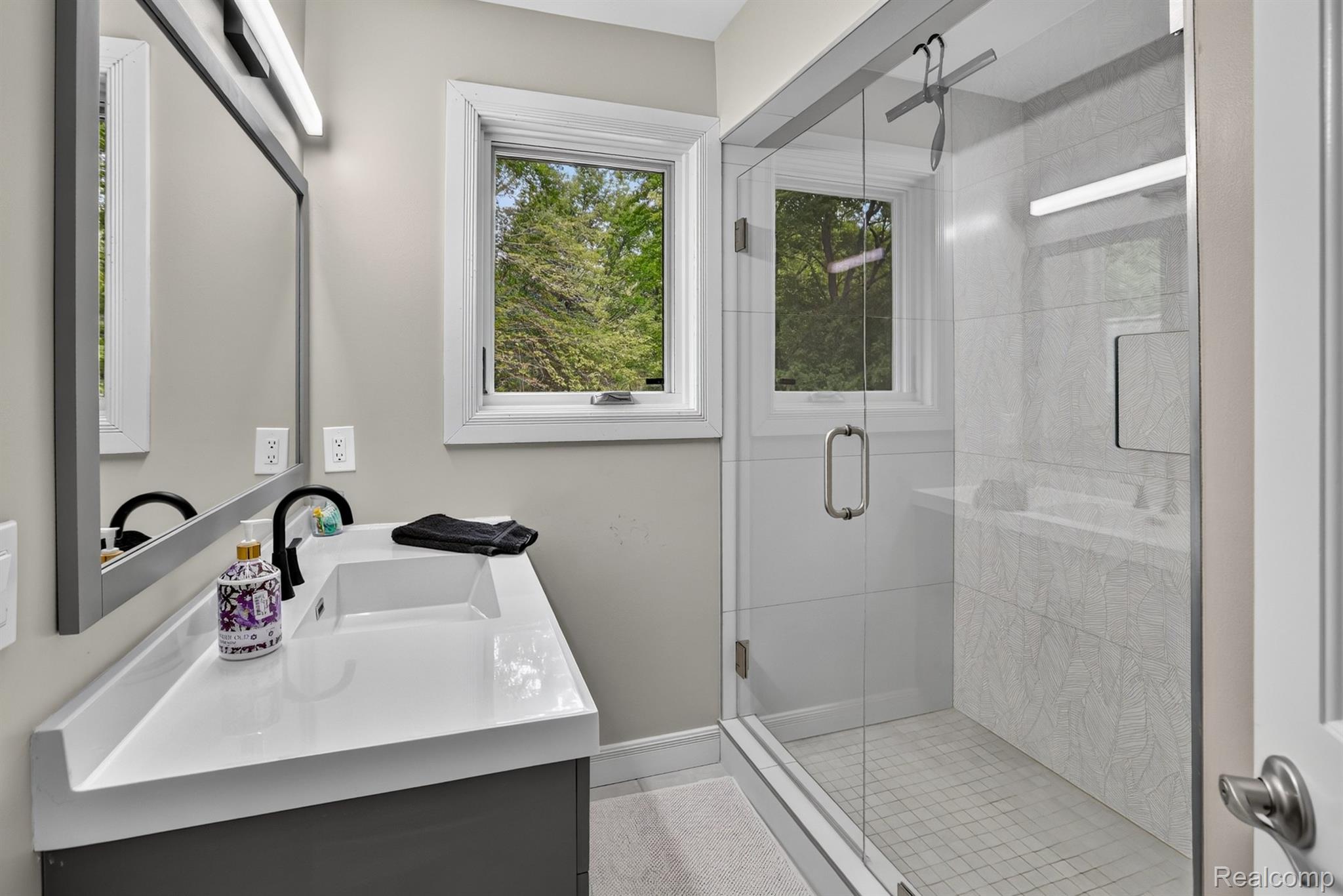 8290 Burleigh Road Property Photo 46