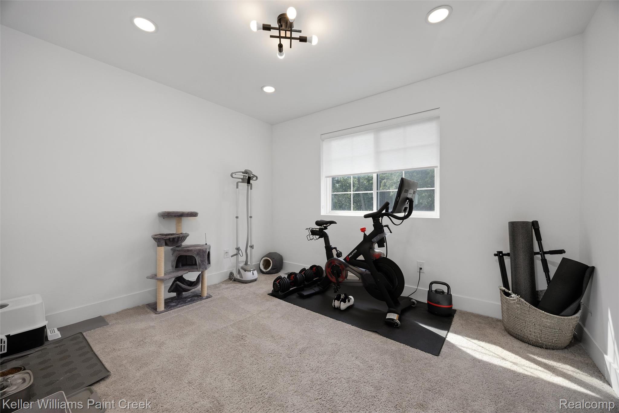 307 Kendry Property Photo 16