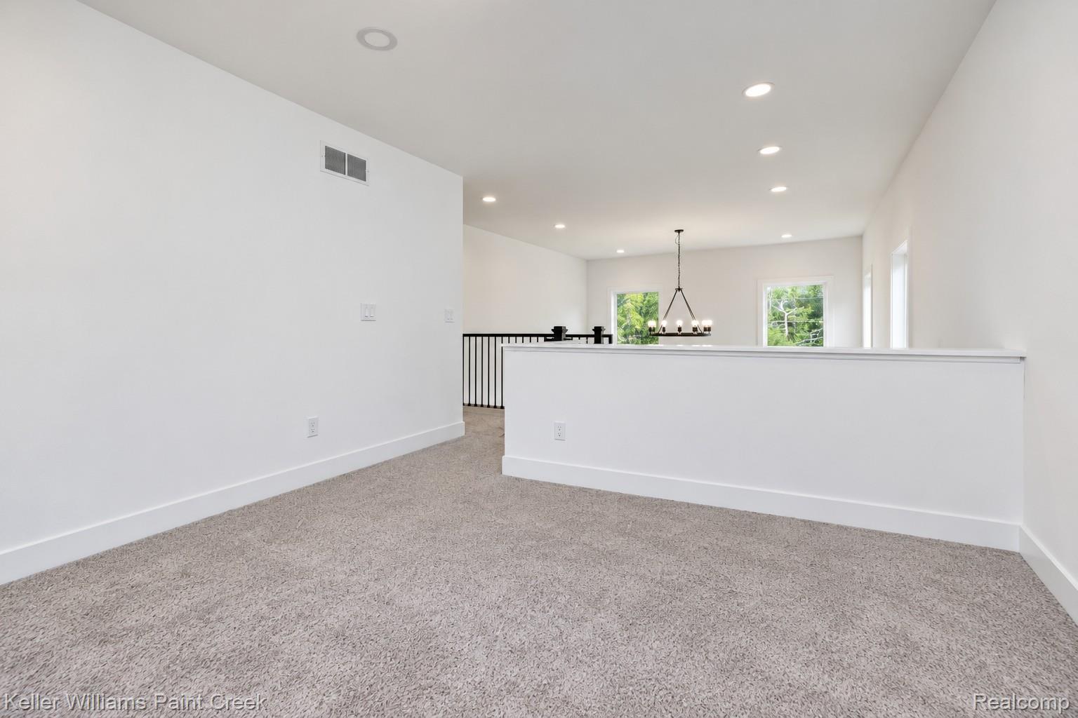 307 Kendry Property Photo 17