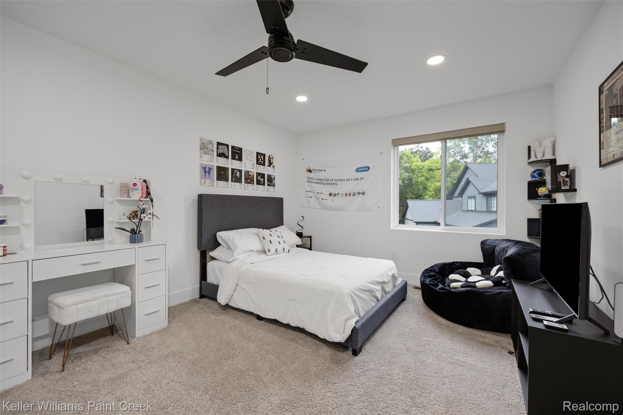 307 Kendry Property Photo 21