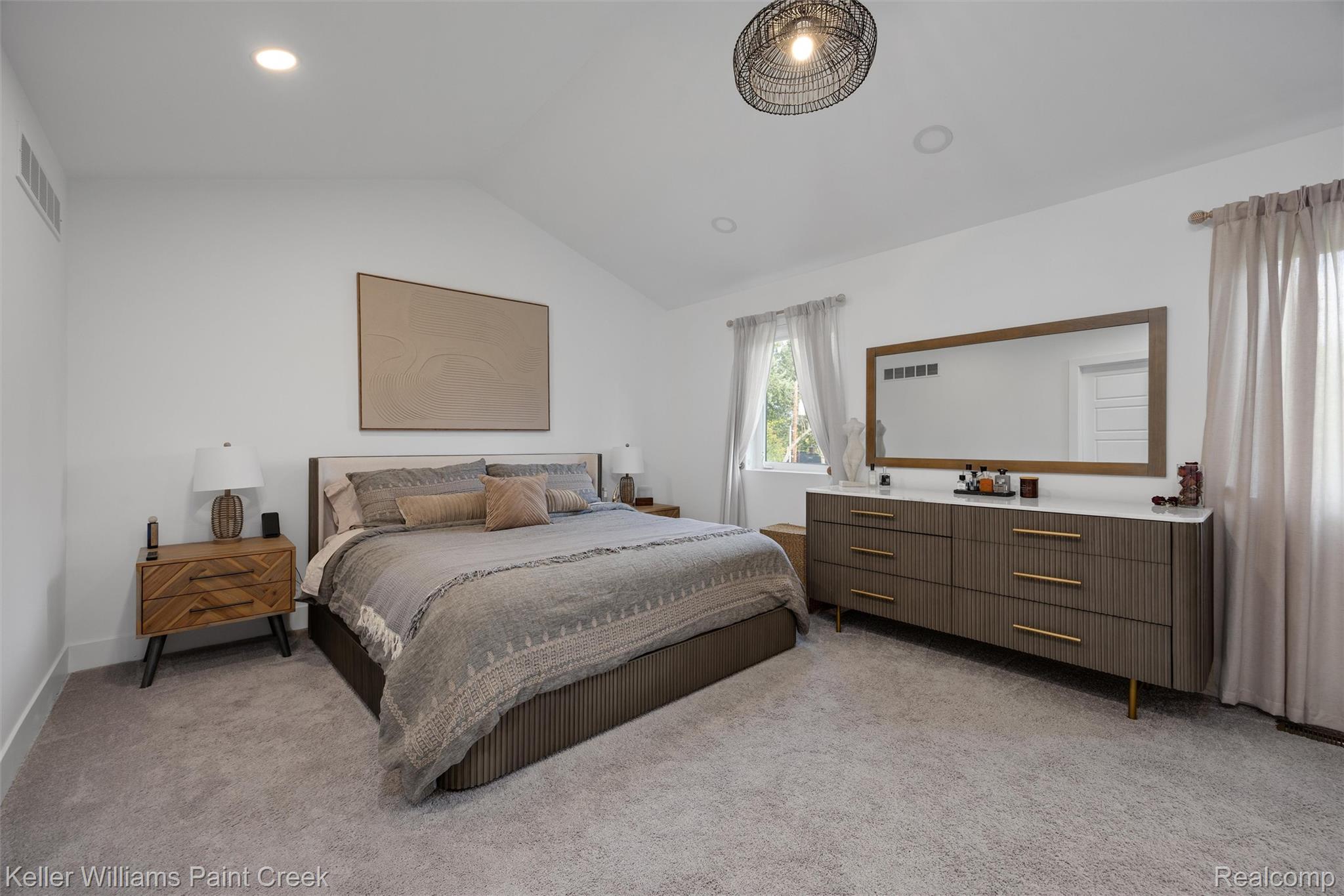 307 Kendry Property Photo 23
