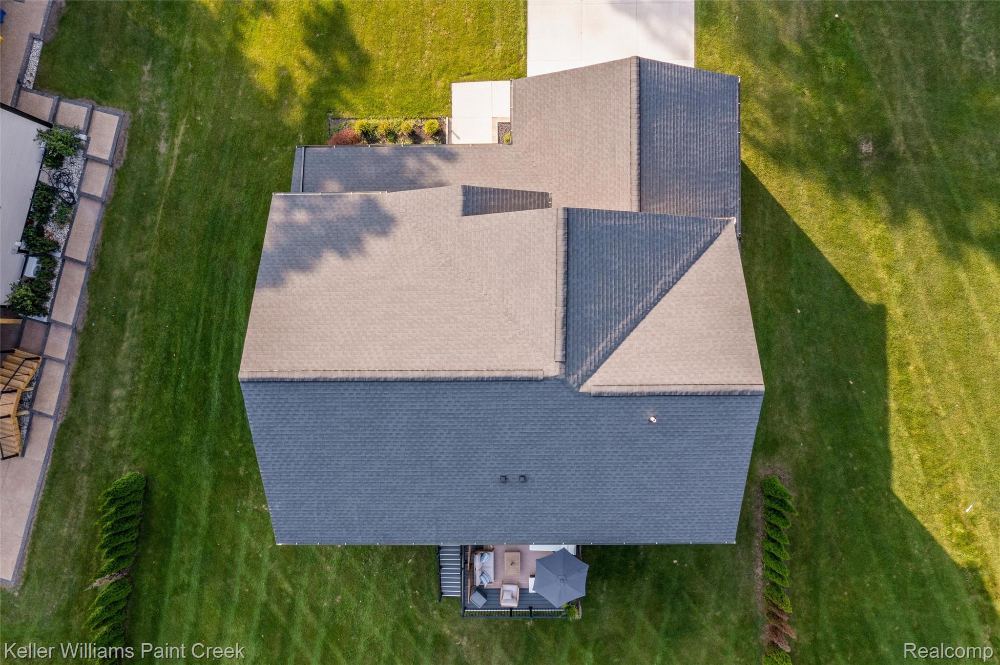 307 Kendry Property Photo 35