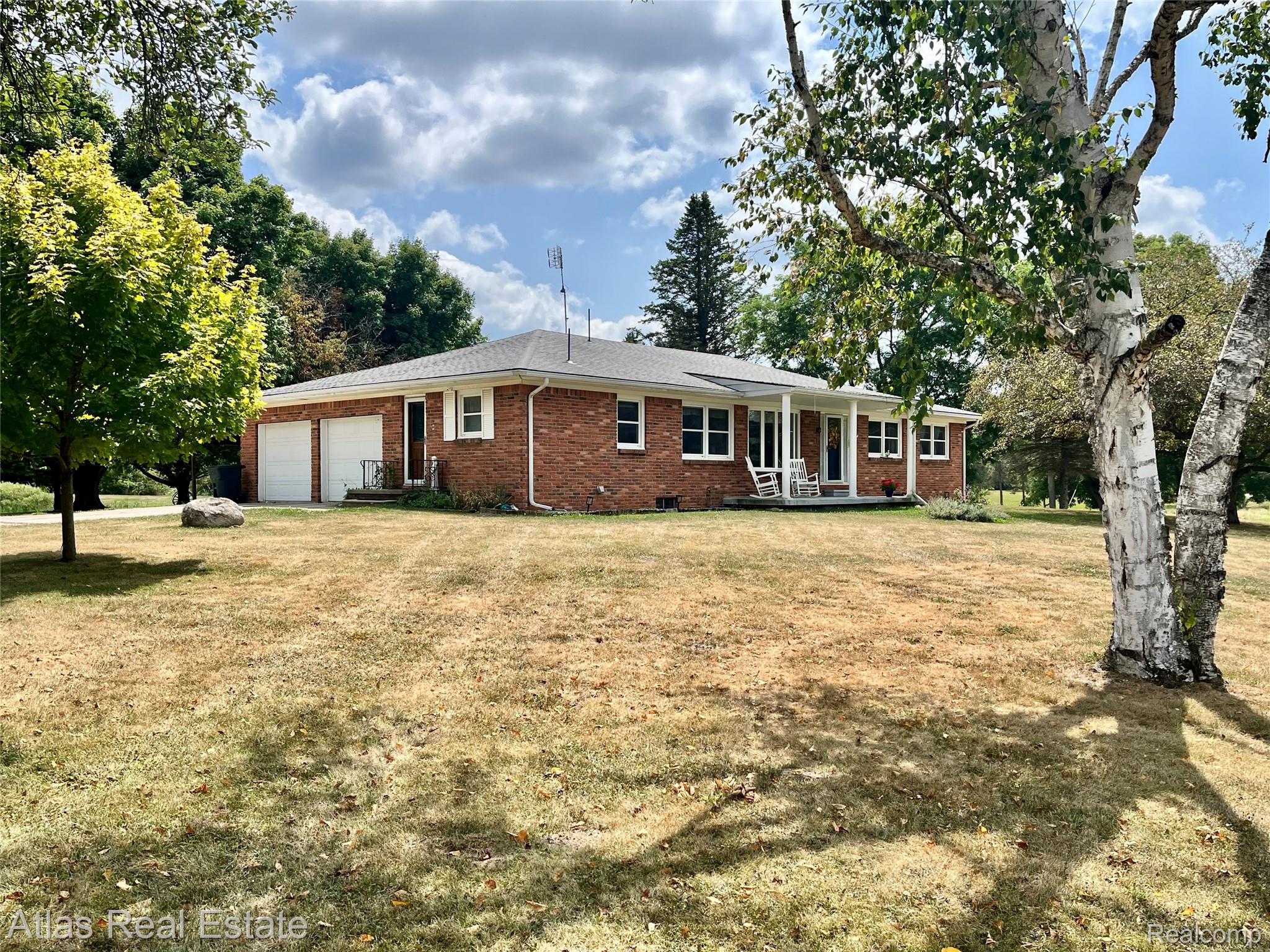 12026 Coolidge Road Property Photo 1