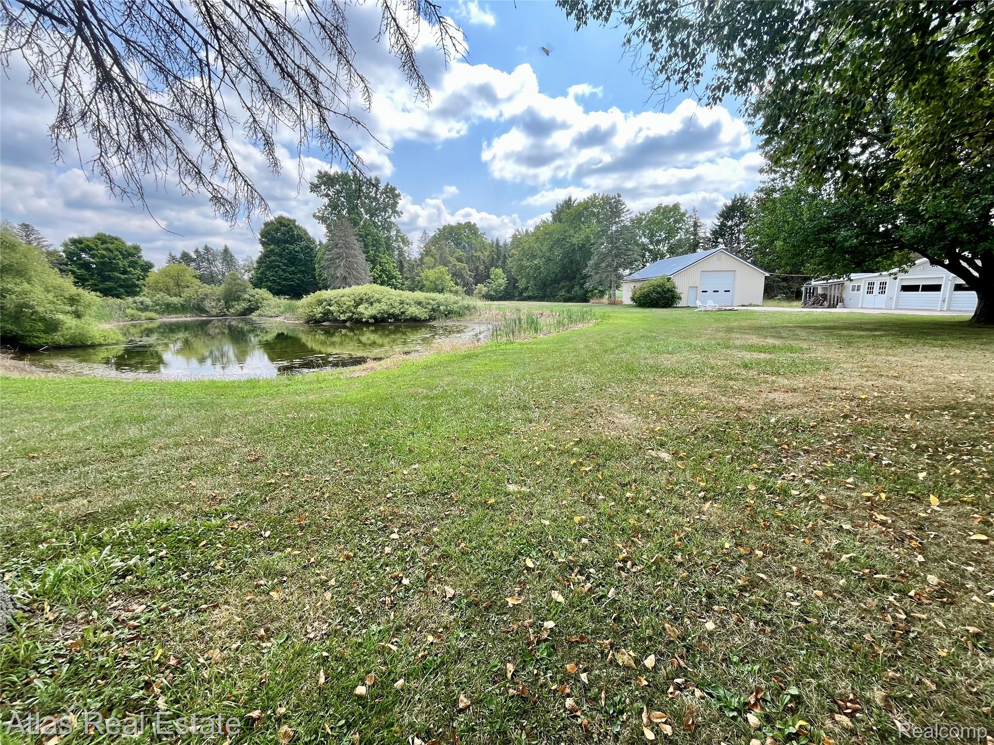12026 Coolidge Road Property Photo 13