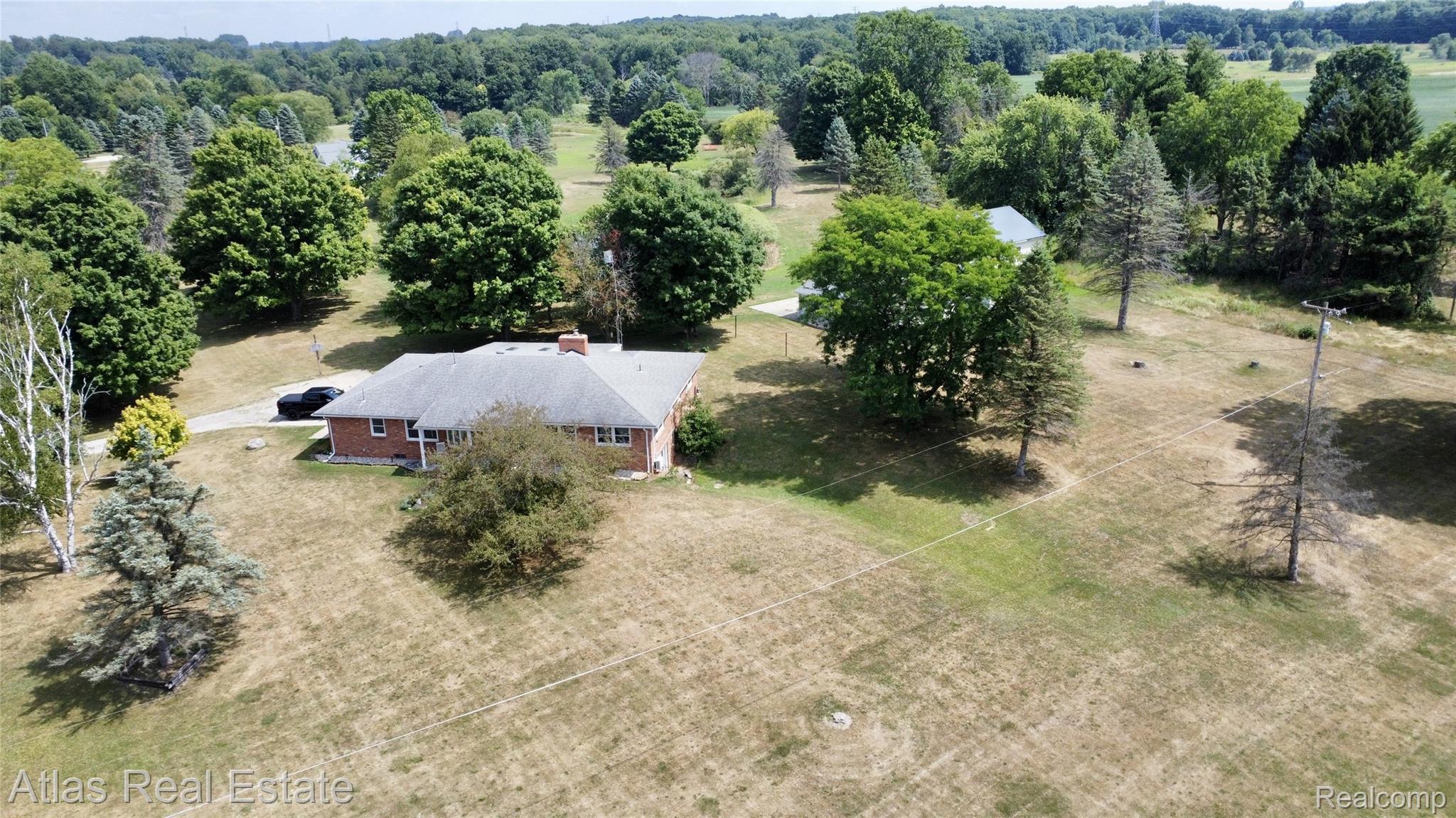 12026 Coolidge Road Property Photo 19