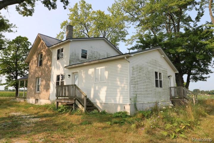 6577 E Deckerville Road Property Photo 5
