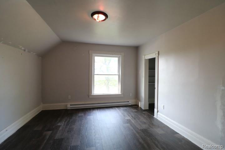 6577 E Deckerville Road Property Photo 18