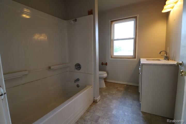 6577 E Deckerville Road Property Photo 20