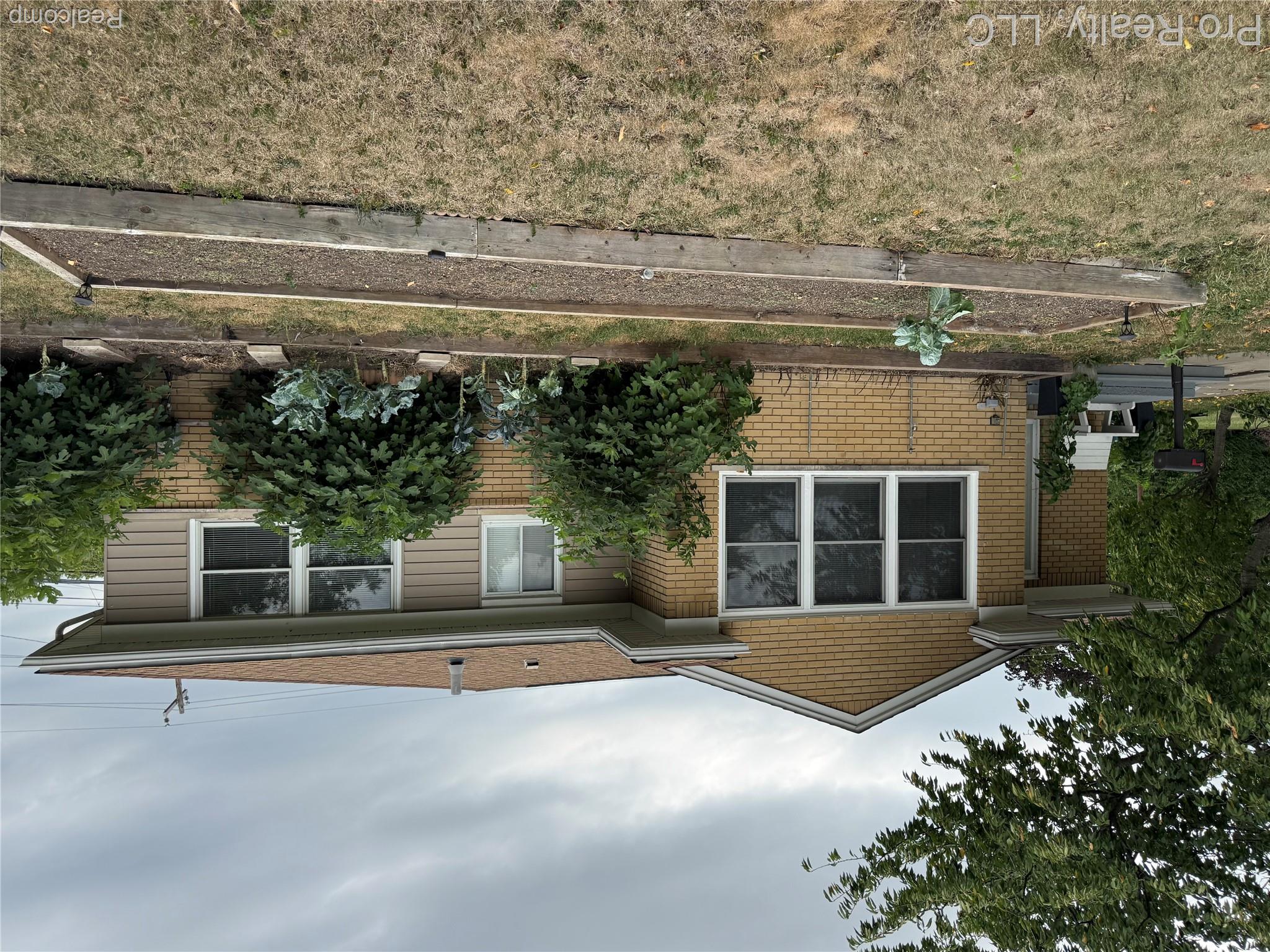 17028 W 13 Mile Road Property Photo 1