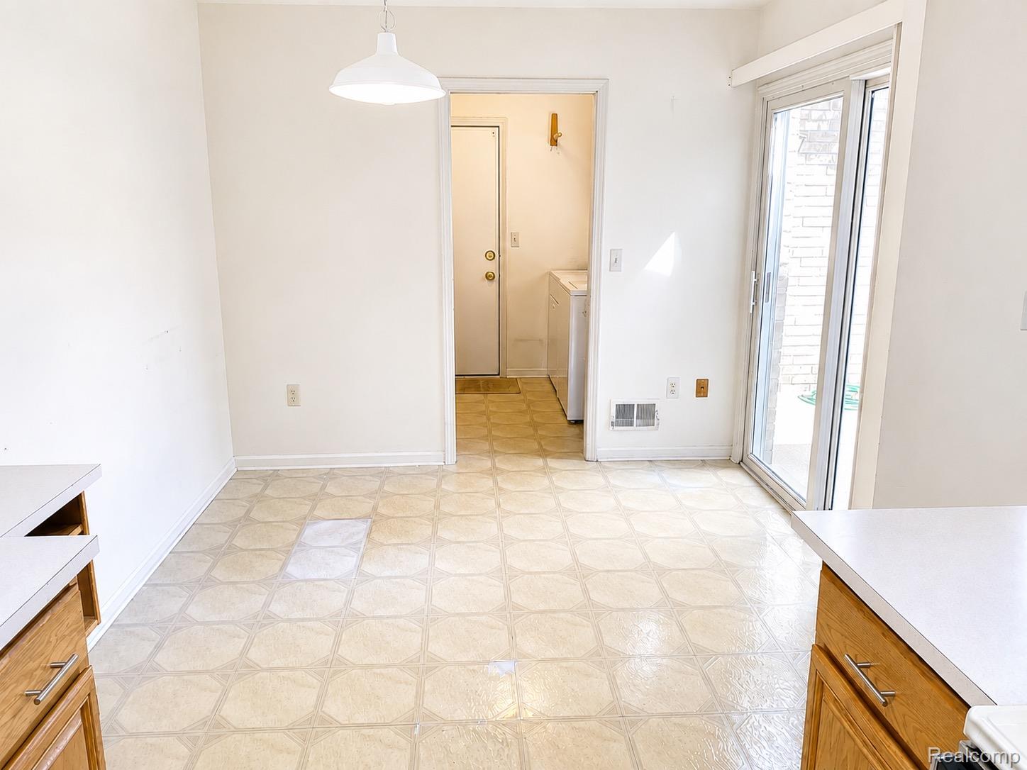 48781 Mill Bank Court Property Photo 14