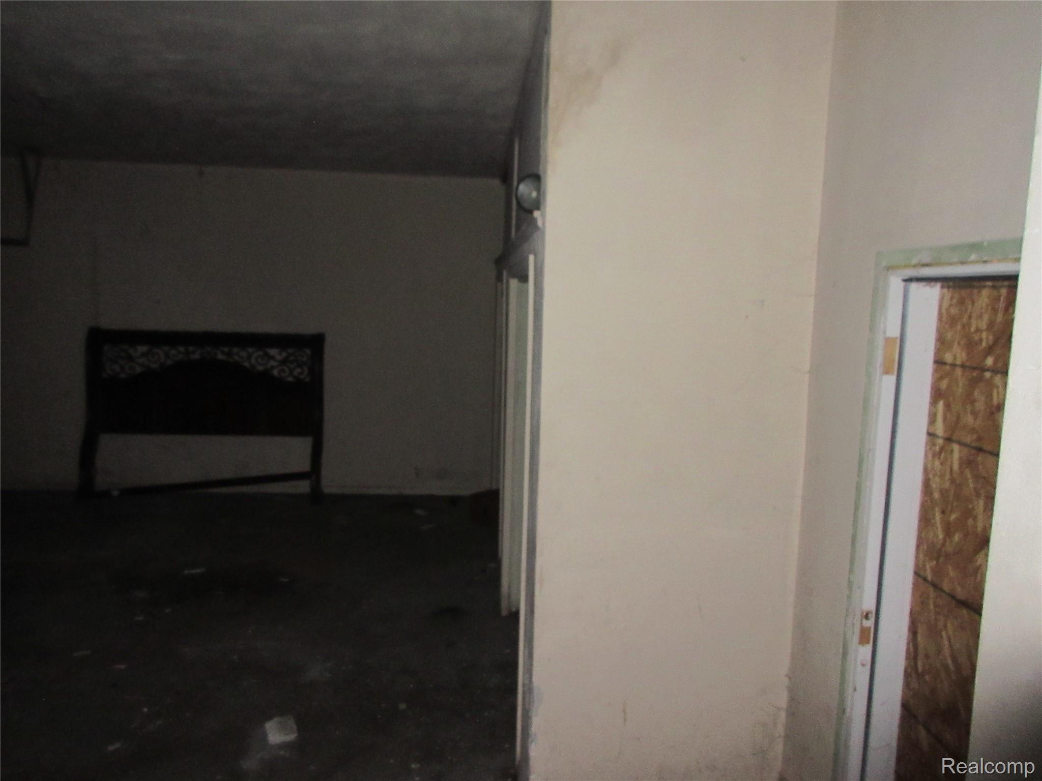 1001 Copeman Boulevard Property Photo 12