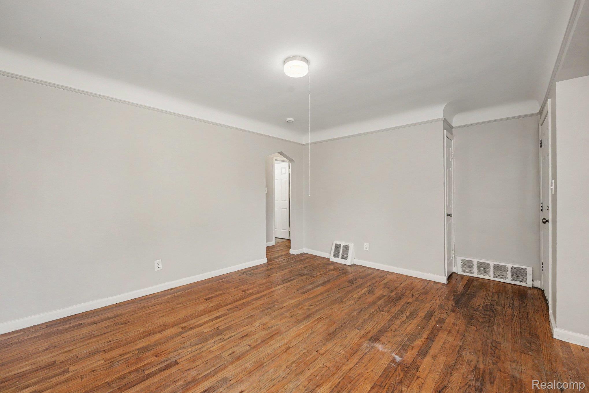 24435 Colgate Street Property Photo 8