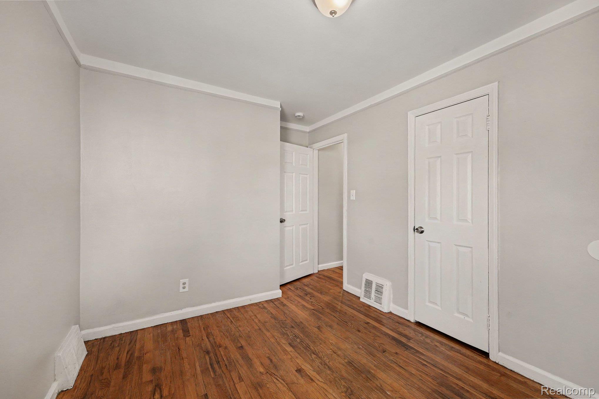 24435 Colgate Street Property Photo 14