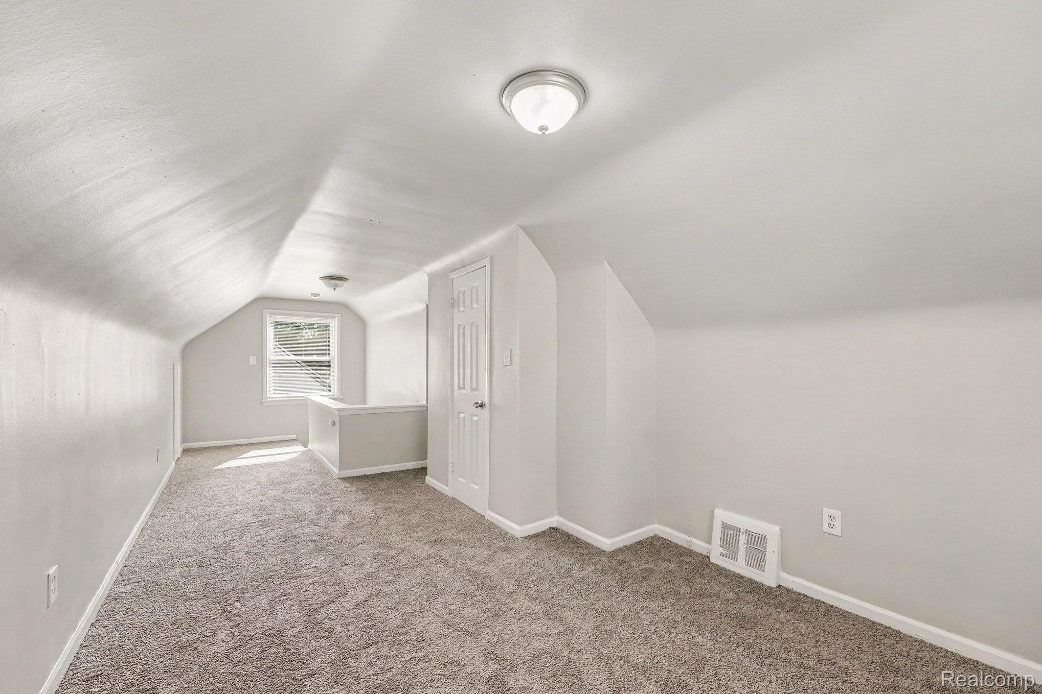 24435 Colgate Street Property Photo 19