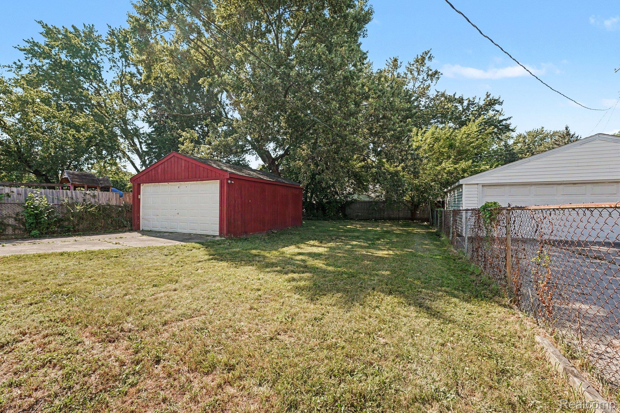 24435 Colgate Street Property Photo 24