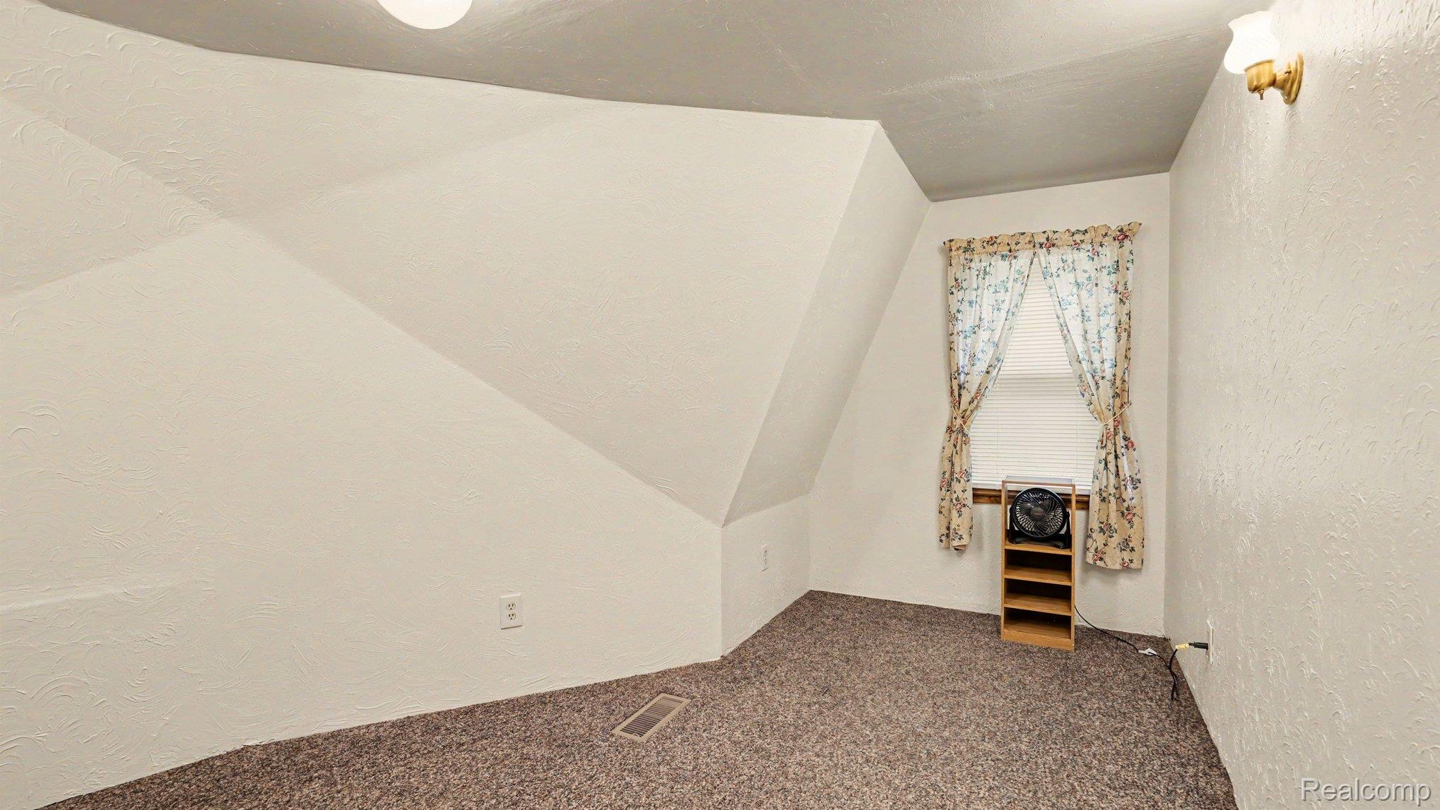 3700 Elbow Lake Property Photo 10
