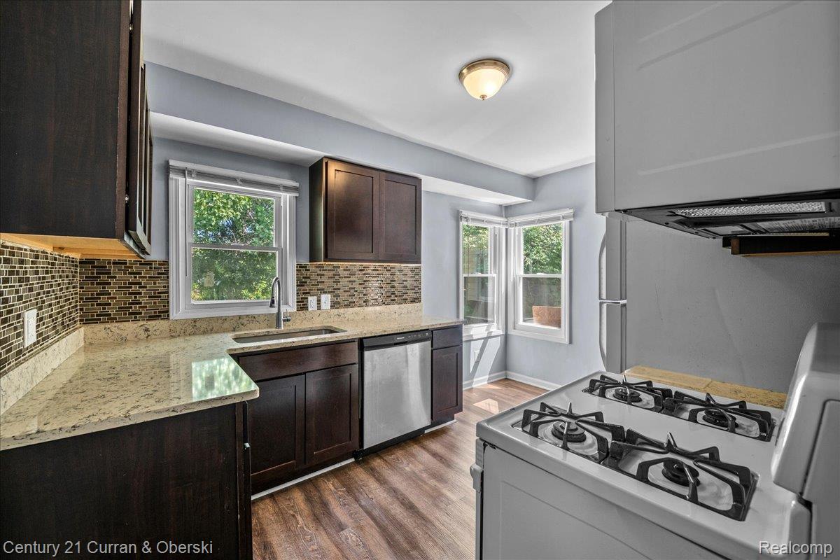 24708 Stanford Street Property Photo 13
