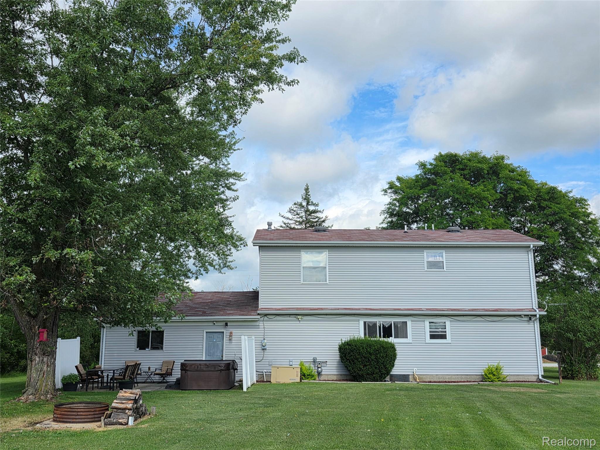 60885 Indian Trail Property Photo 6