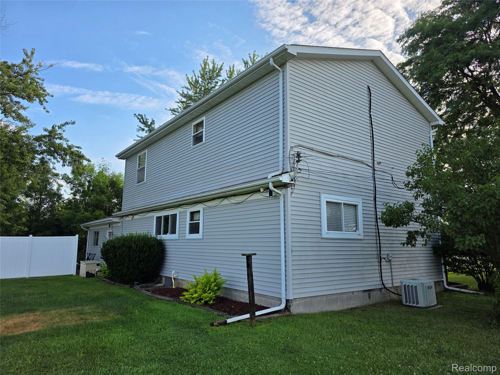 60885 Indian Trail Property Photo 7