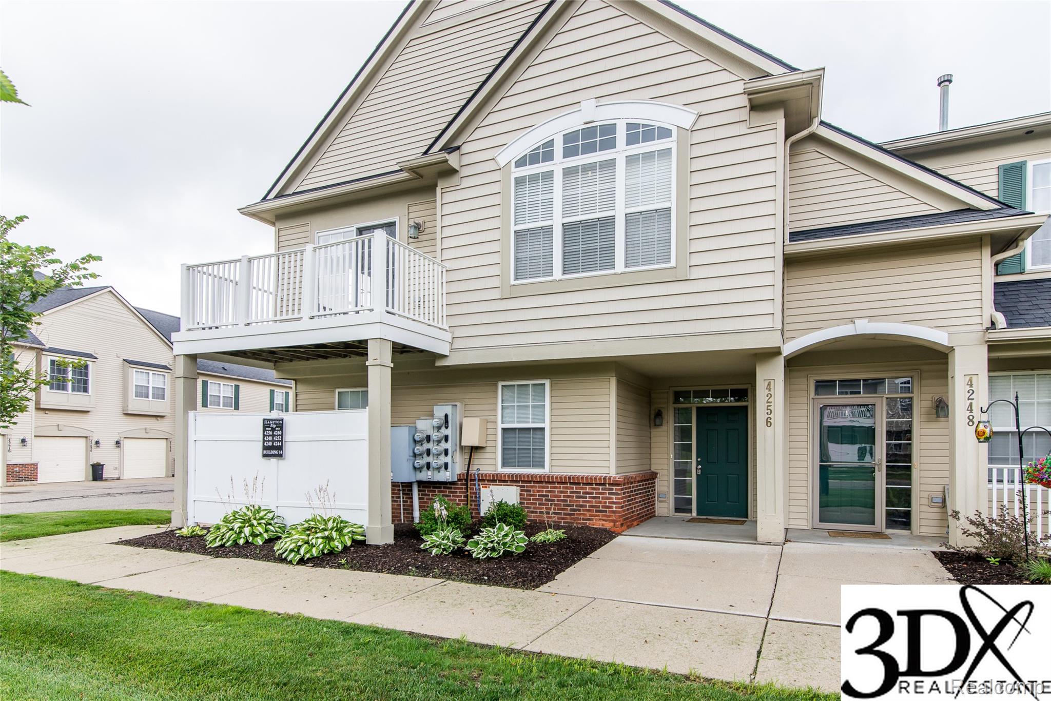 4256 Hampton Ridge Boulevard Property Photo 1