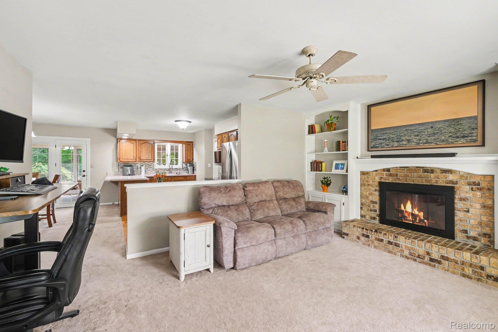 10361 Coldwater Road Property Photo 4