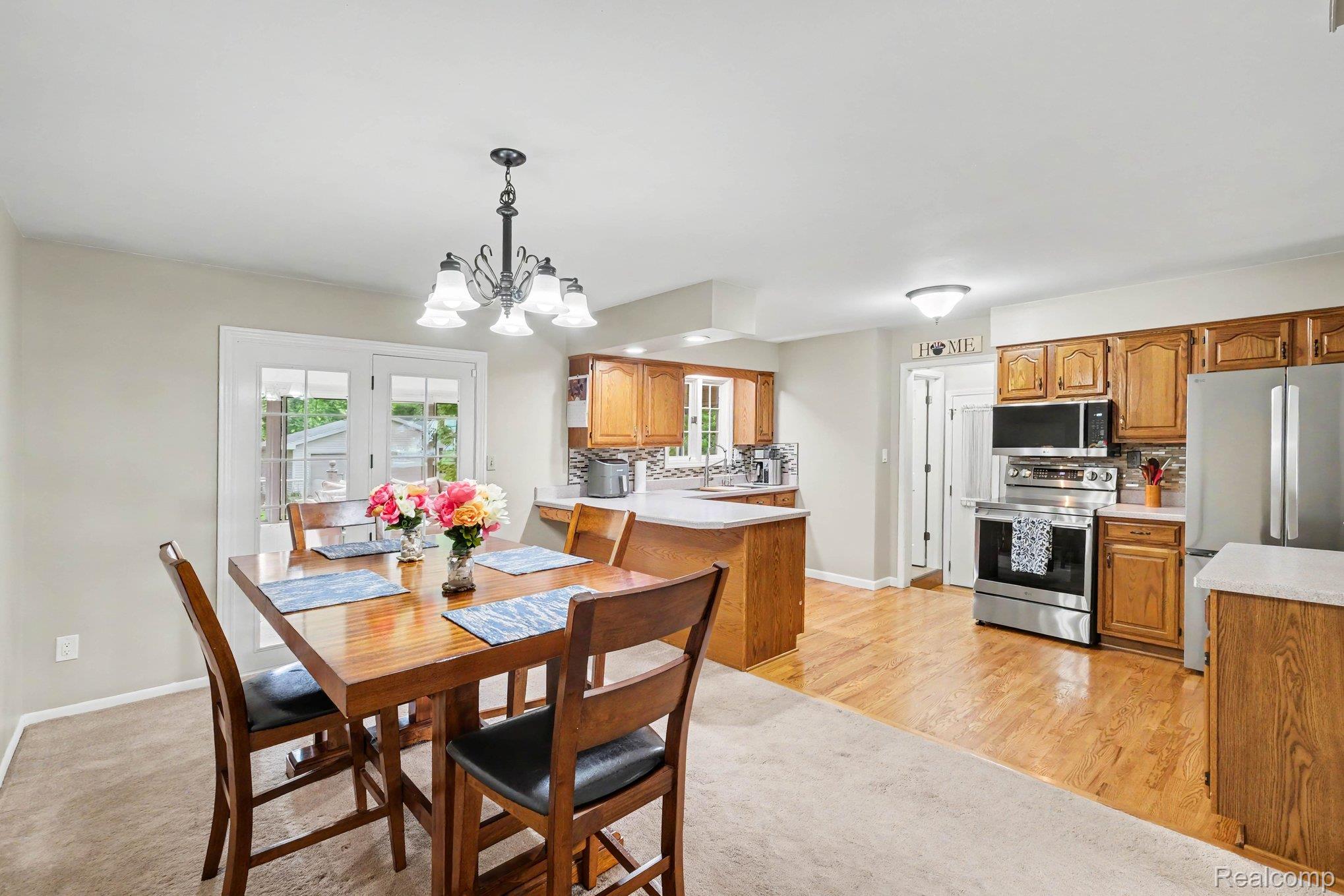10361 Coldwater Road Property Photo 8