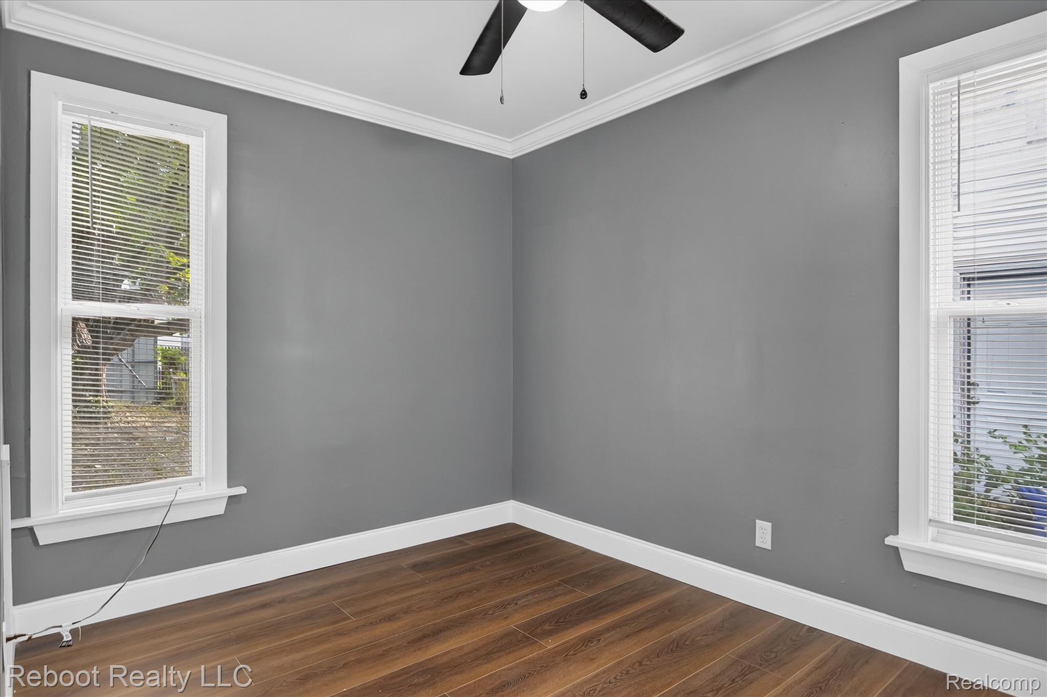 20025 Mccormick Street Property Photo 20