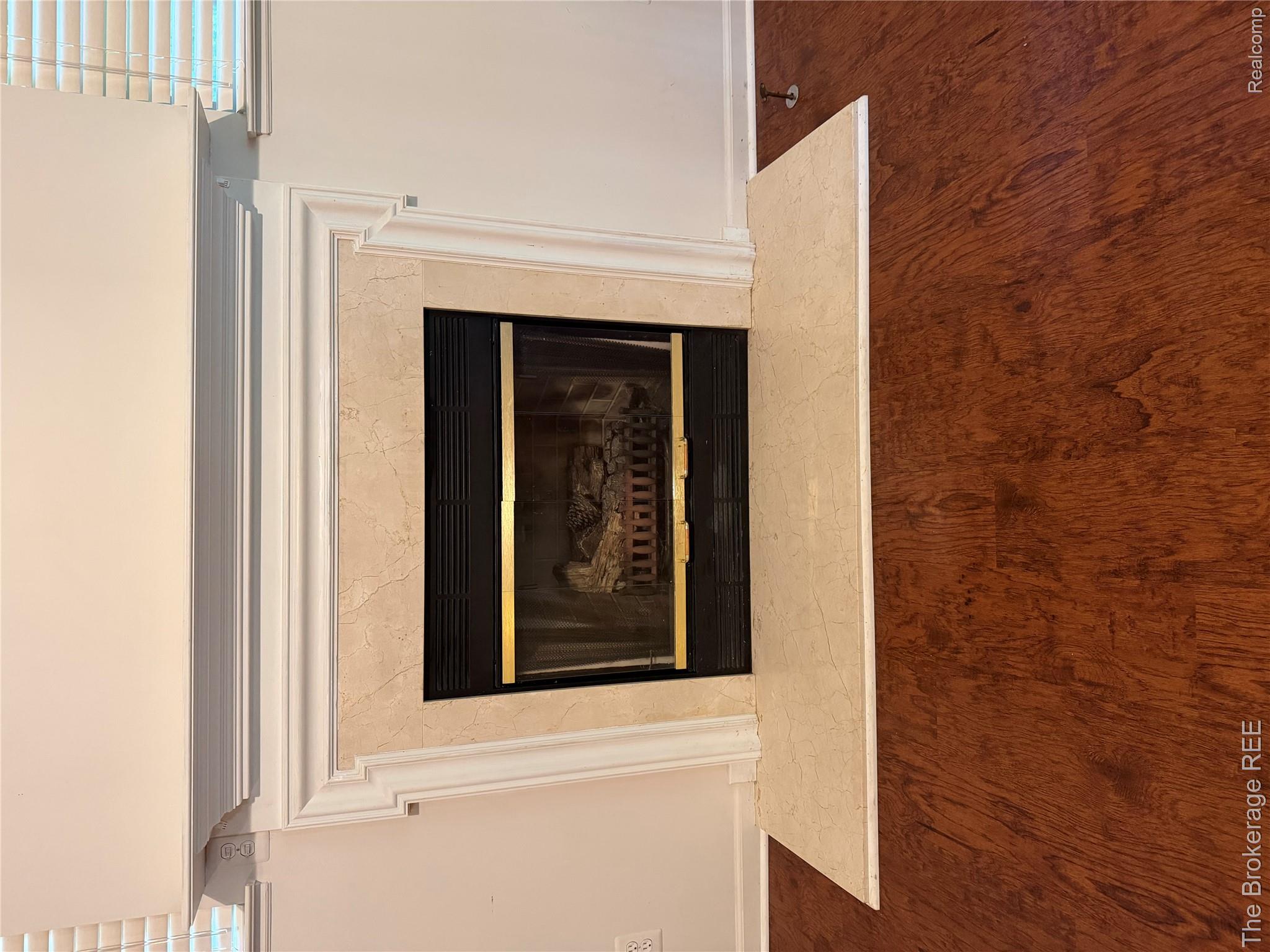 4126 Stonebridge Property Photo 5