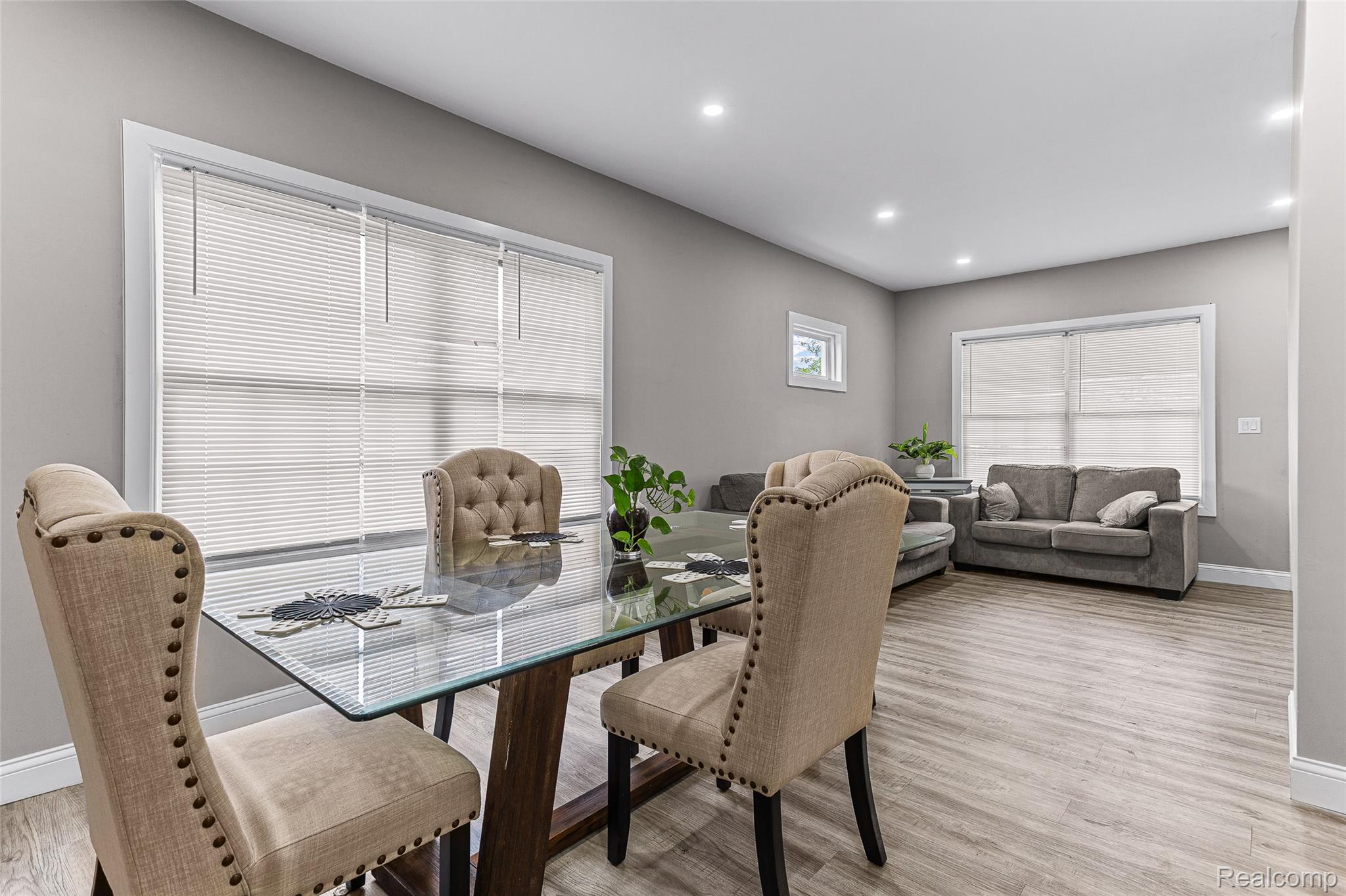 4472 French Road Property Photo 8