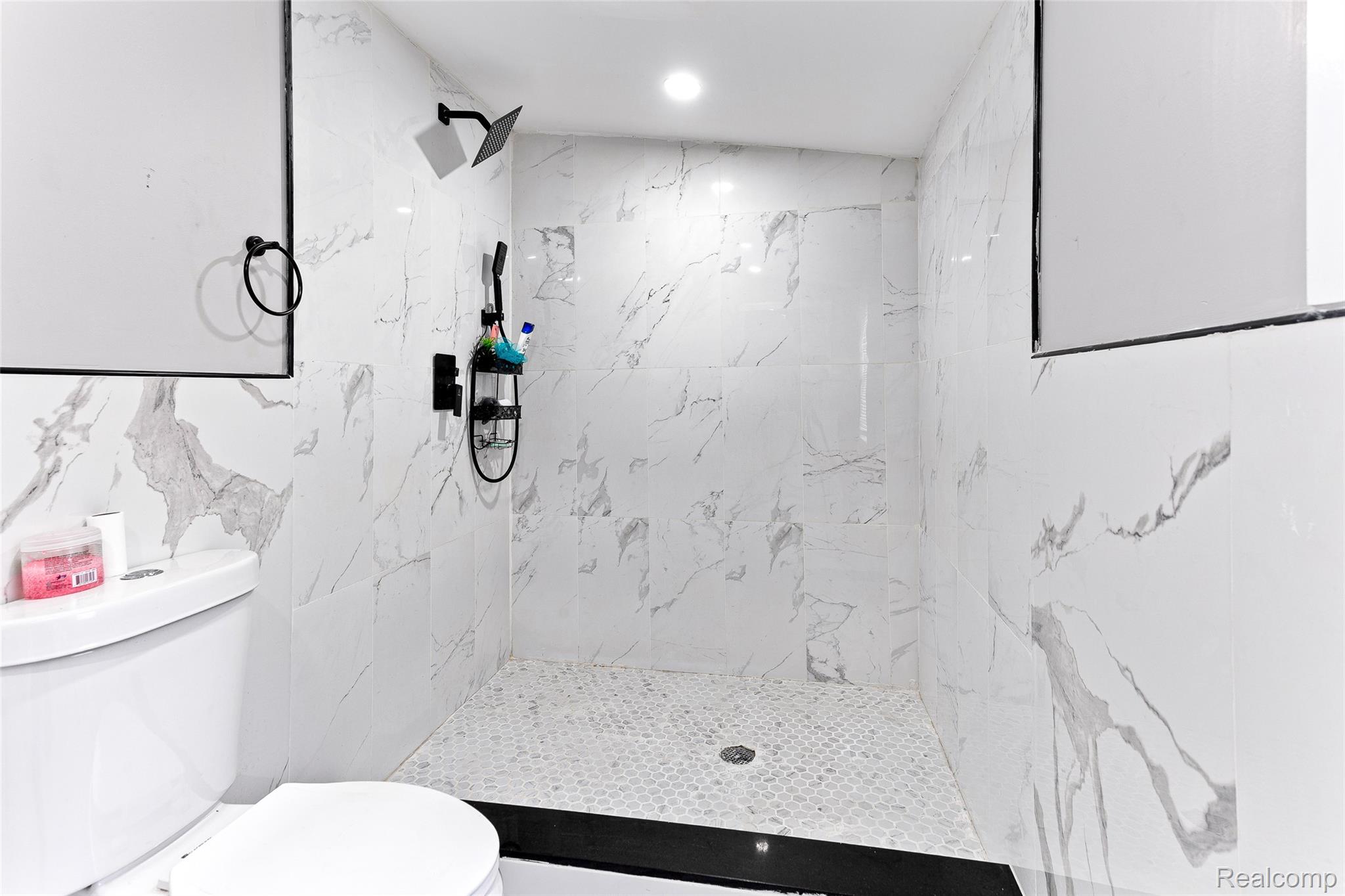 4472 French Road Property Photo 12