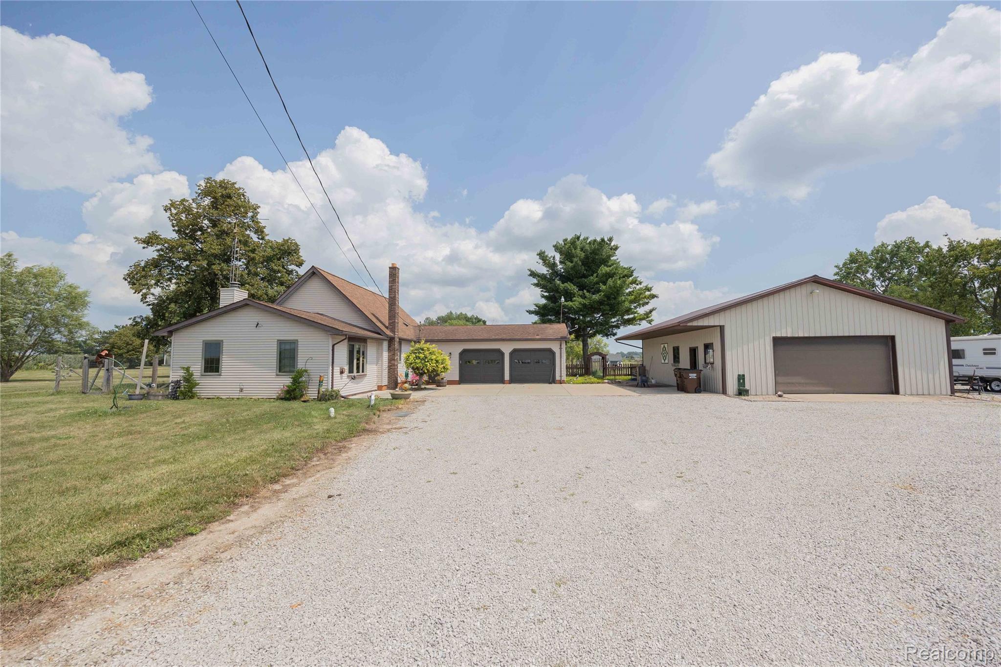 9160 Steffas Road Property Photo 1