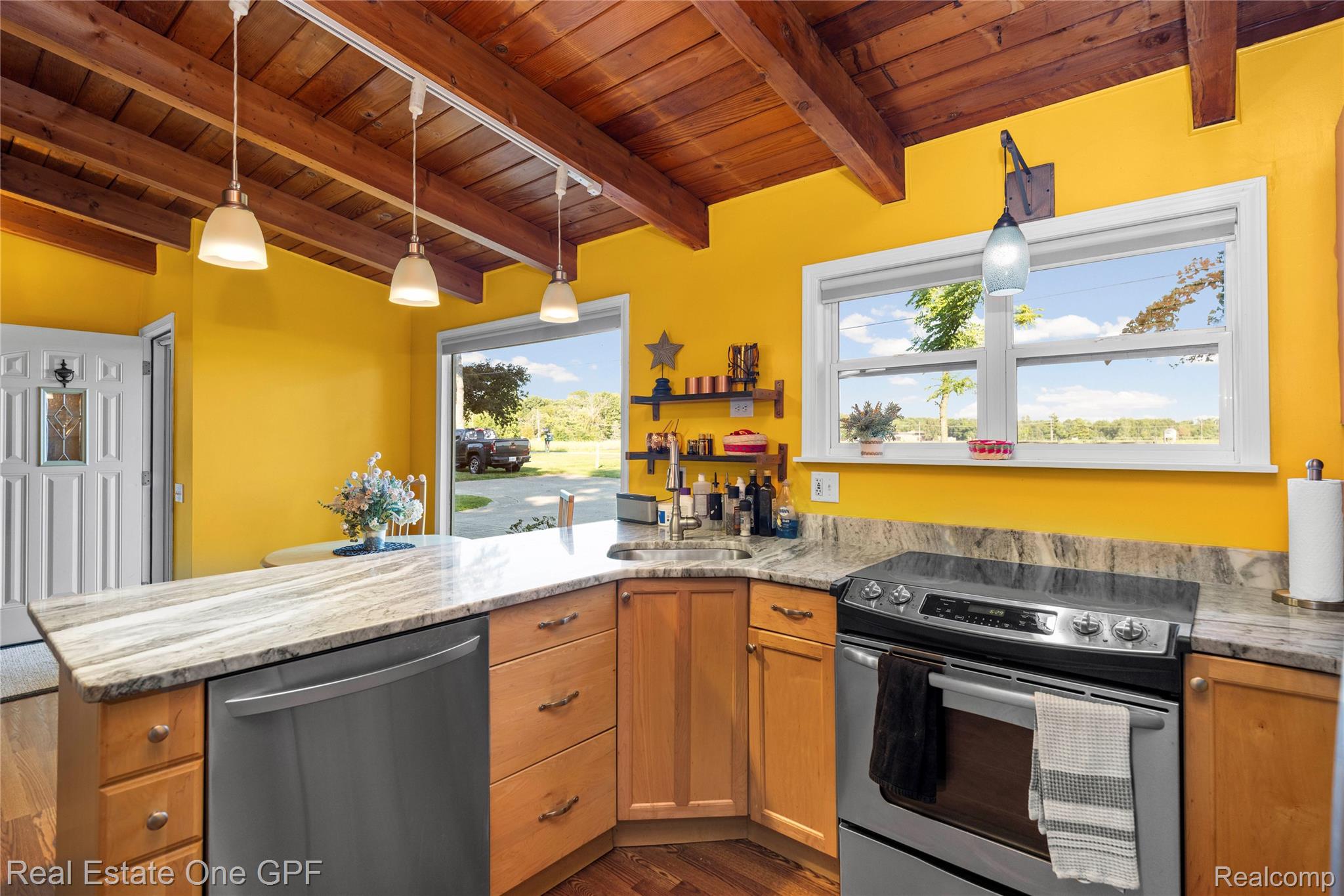 5068 Atkins Rd Road Property Photo 8
