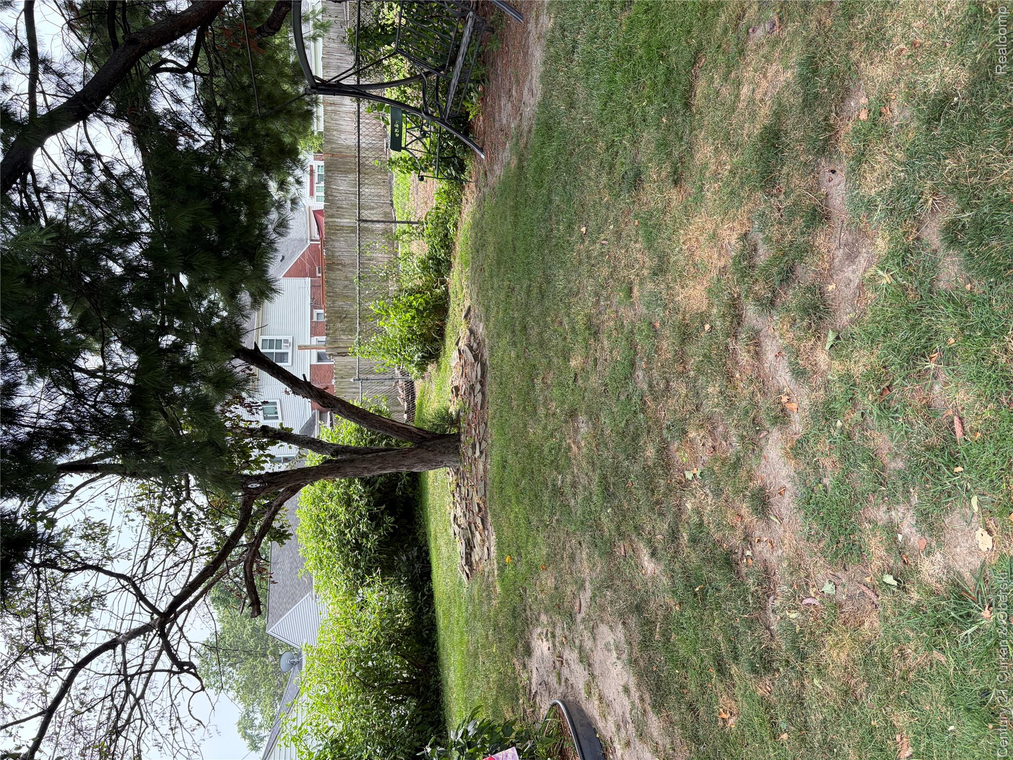 14843 White Avenue Property Photo 46