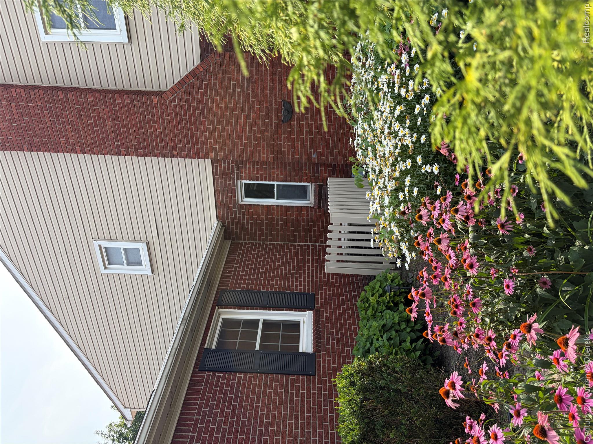 14843 White Avenue Property Photo 49