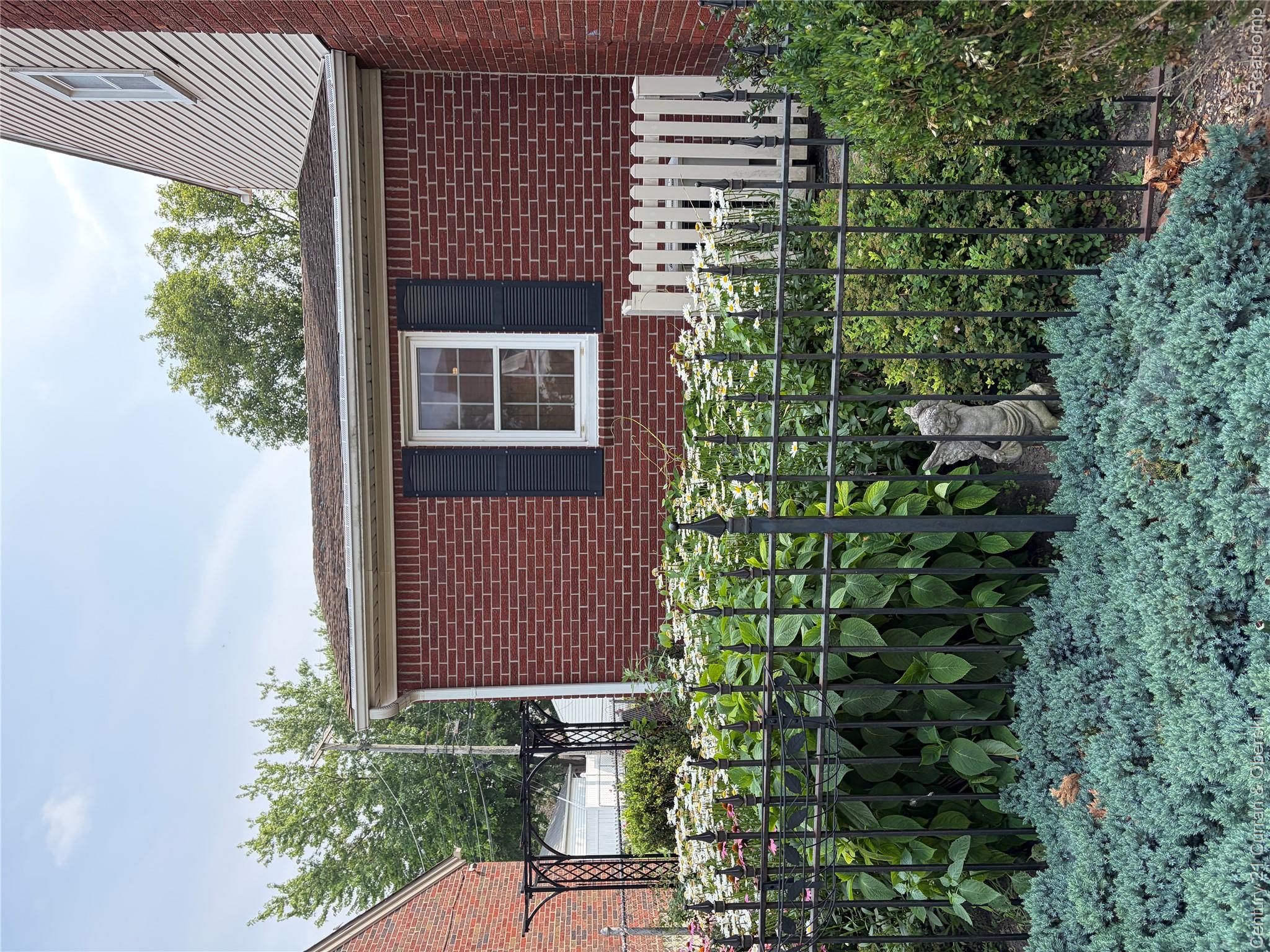 14843 White Avenue Property Photo 51