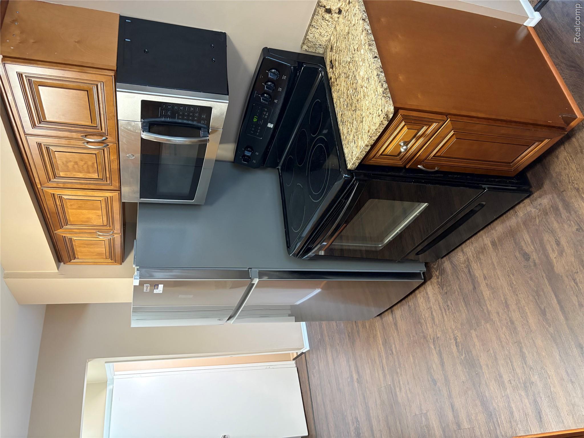 8461 Forrest Drive Property Photo 3