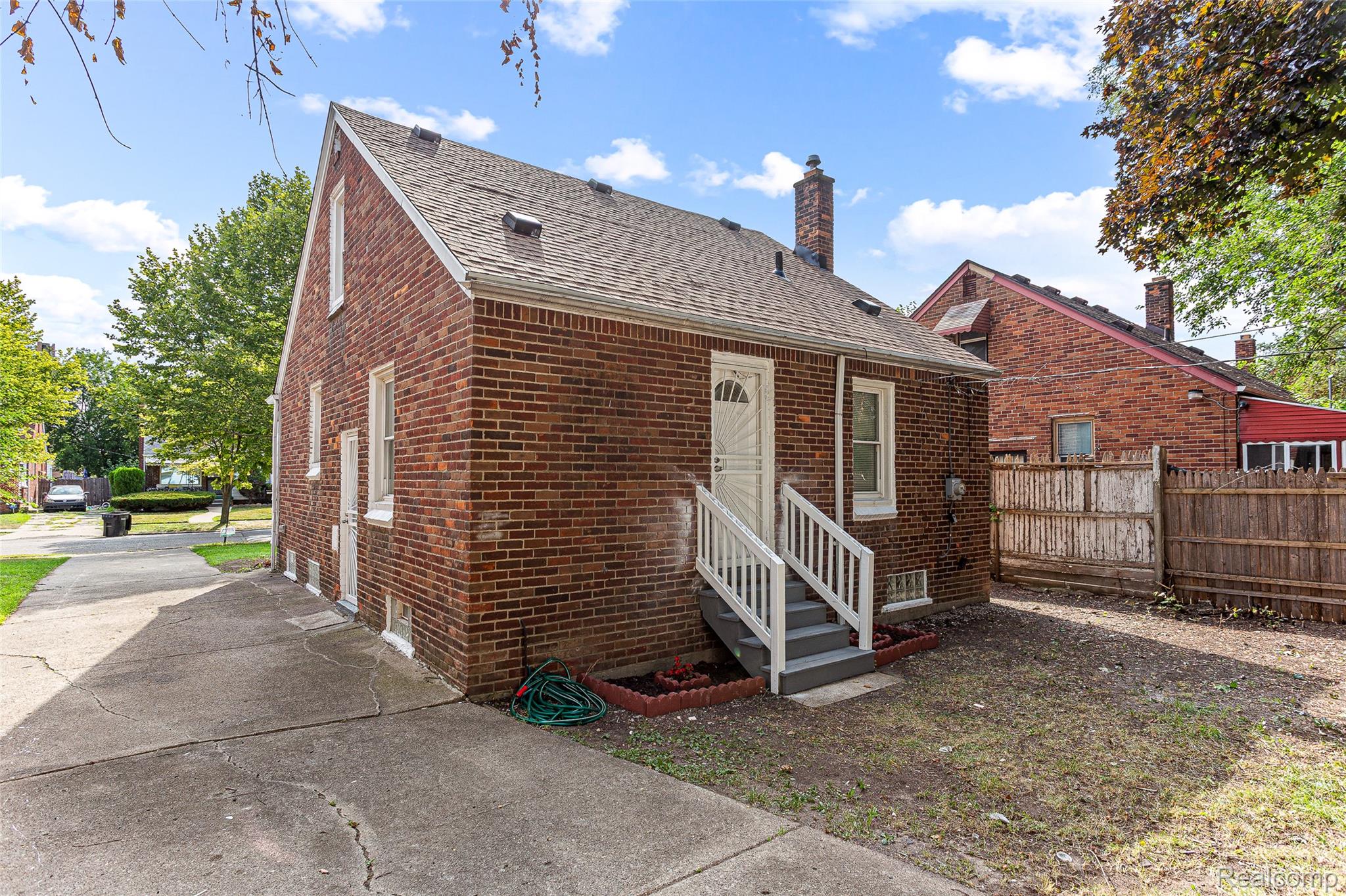 19953 Stansbury Street Property Photo 24