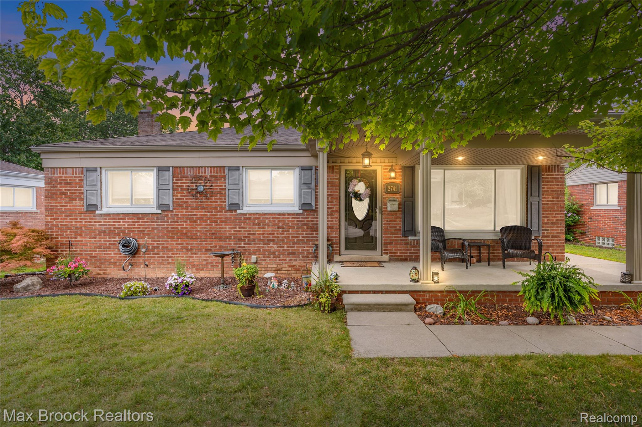 2741 Longmeadow Drive Property Photo 1