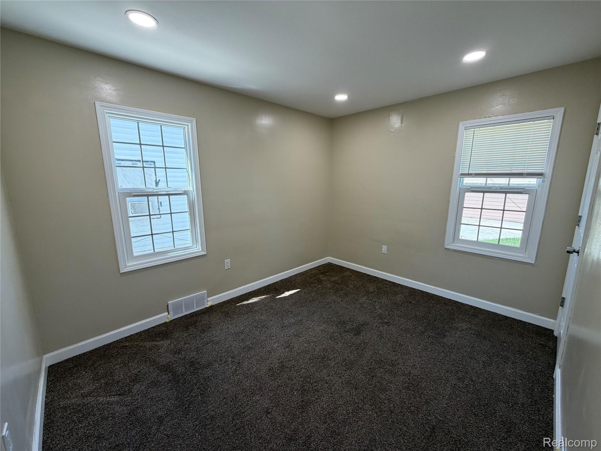 7459 Asbury Park Property Photo 9