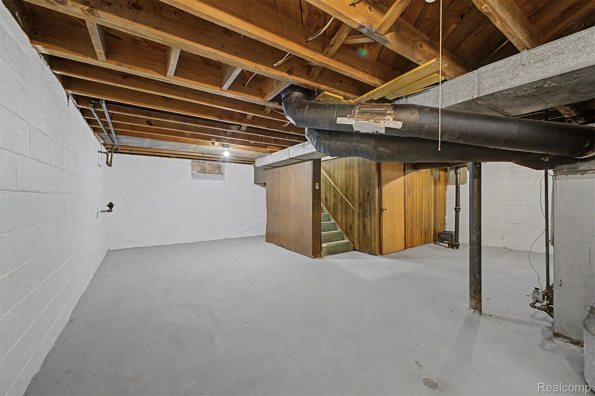 8835 Robson Street Property Photo 21