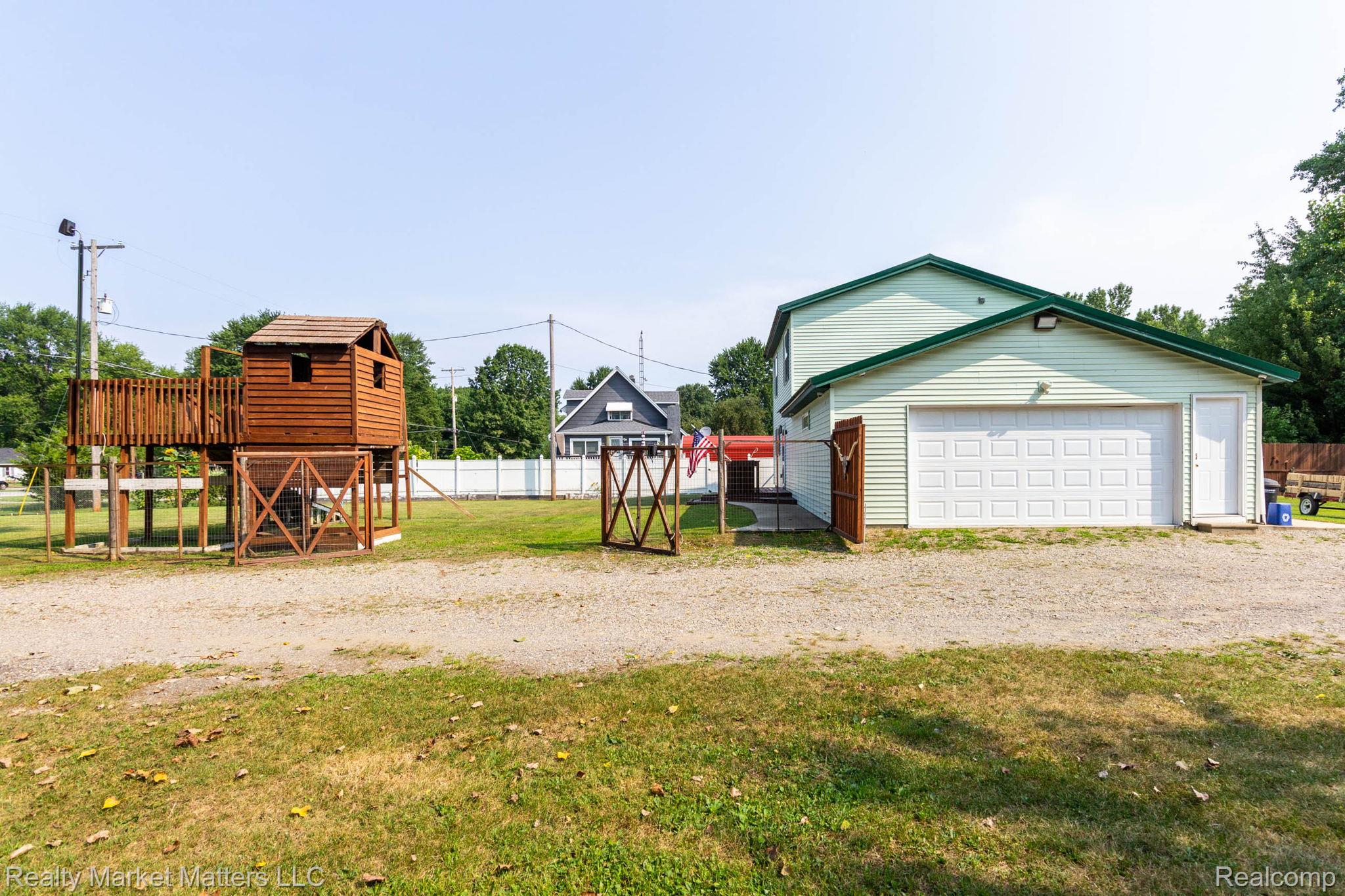 14066 N Clio Road Property Photo 22